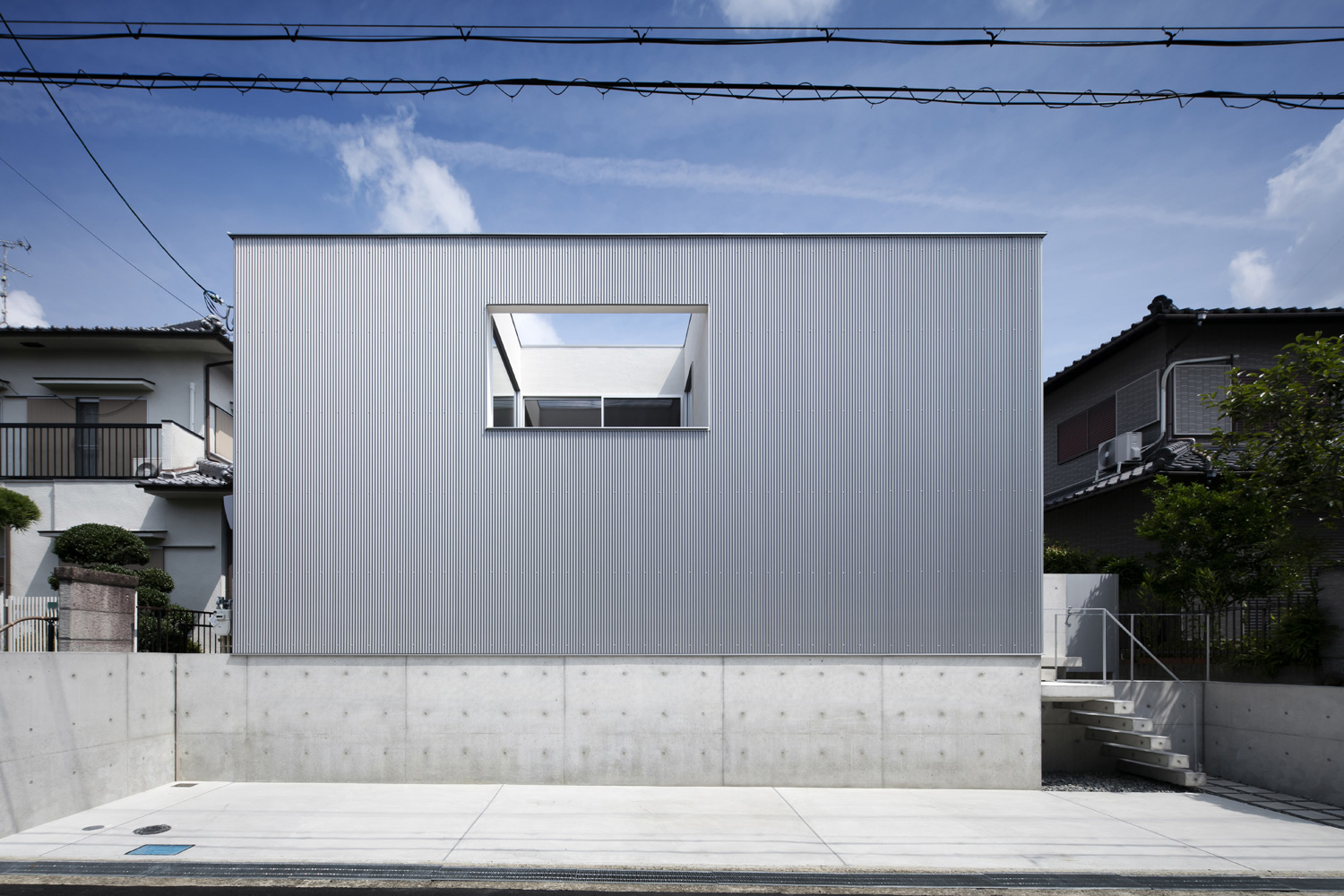 注文住宅・デザイン住宅建築実例_外観 注文住宅・デザイン住宅建築実例_『CASE468 1.5階建ての家』_外観