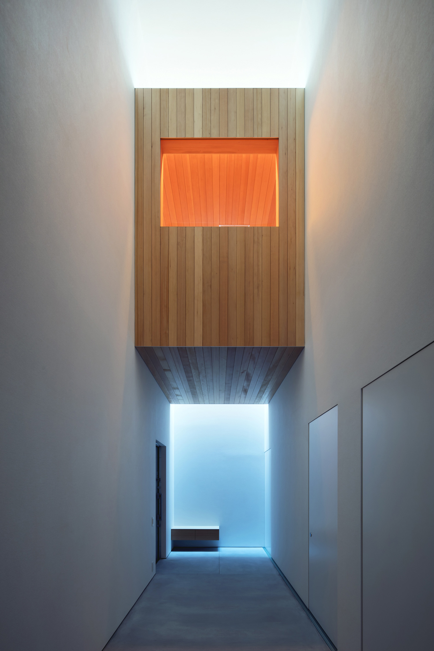 注文住宅・デザイン住宅建築実例_玄関 注文住宅・デザイン住宅建築実例_『CASE548 HOUSE.LIGHT』_玄関