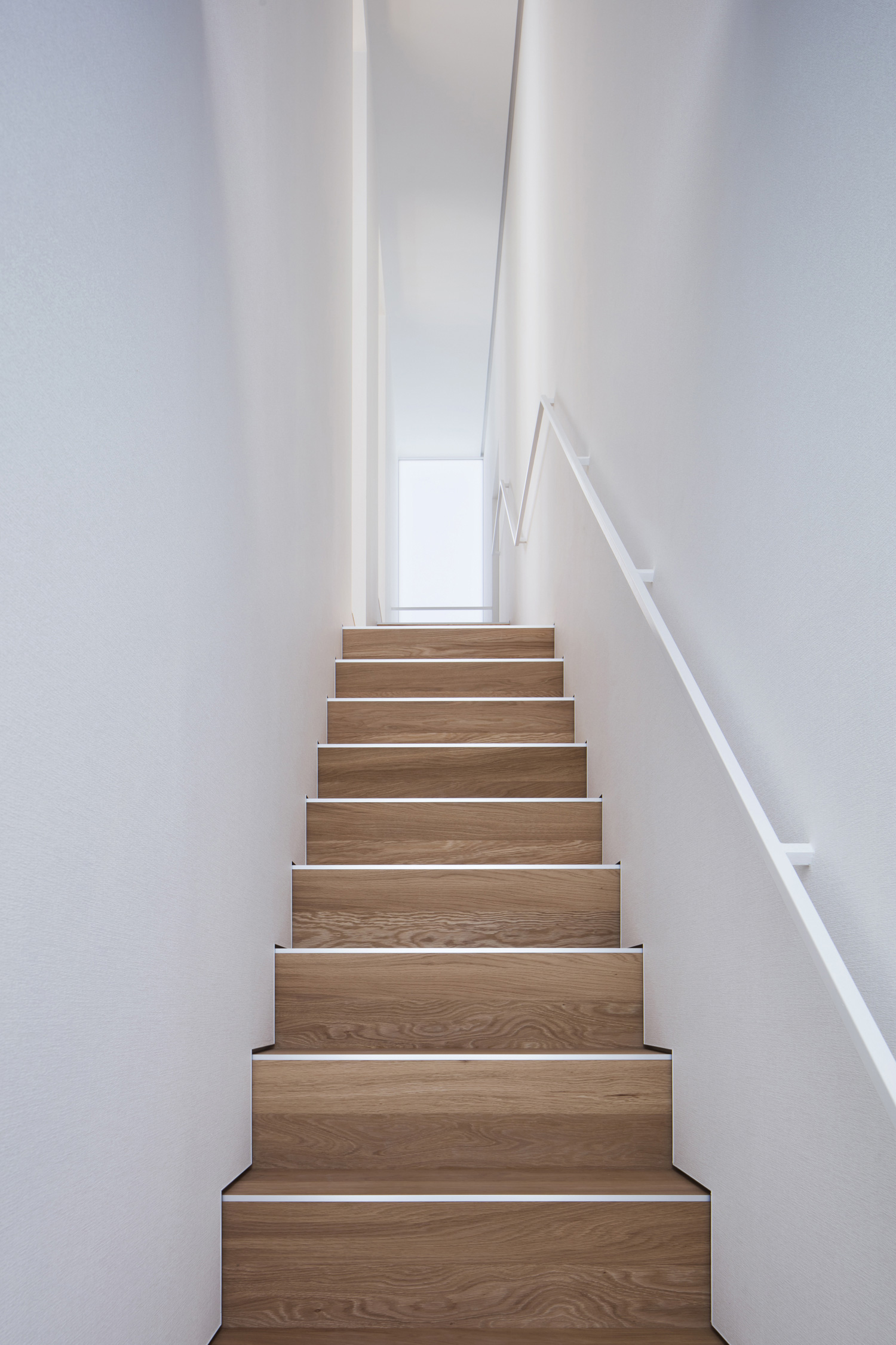 注文住宅・デザイン住宅建築実例_階段 注文住宅・デザイン住宅建築実例_『CASE548 HOUSE.LIGHT』_階段