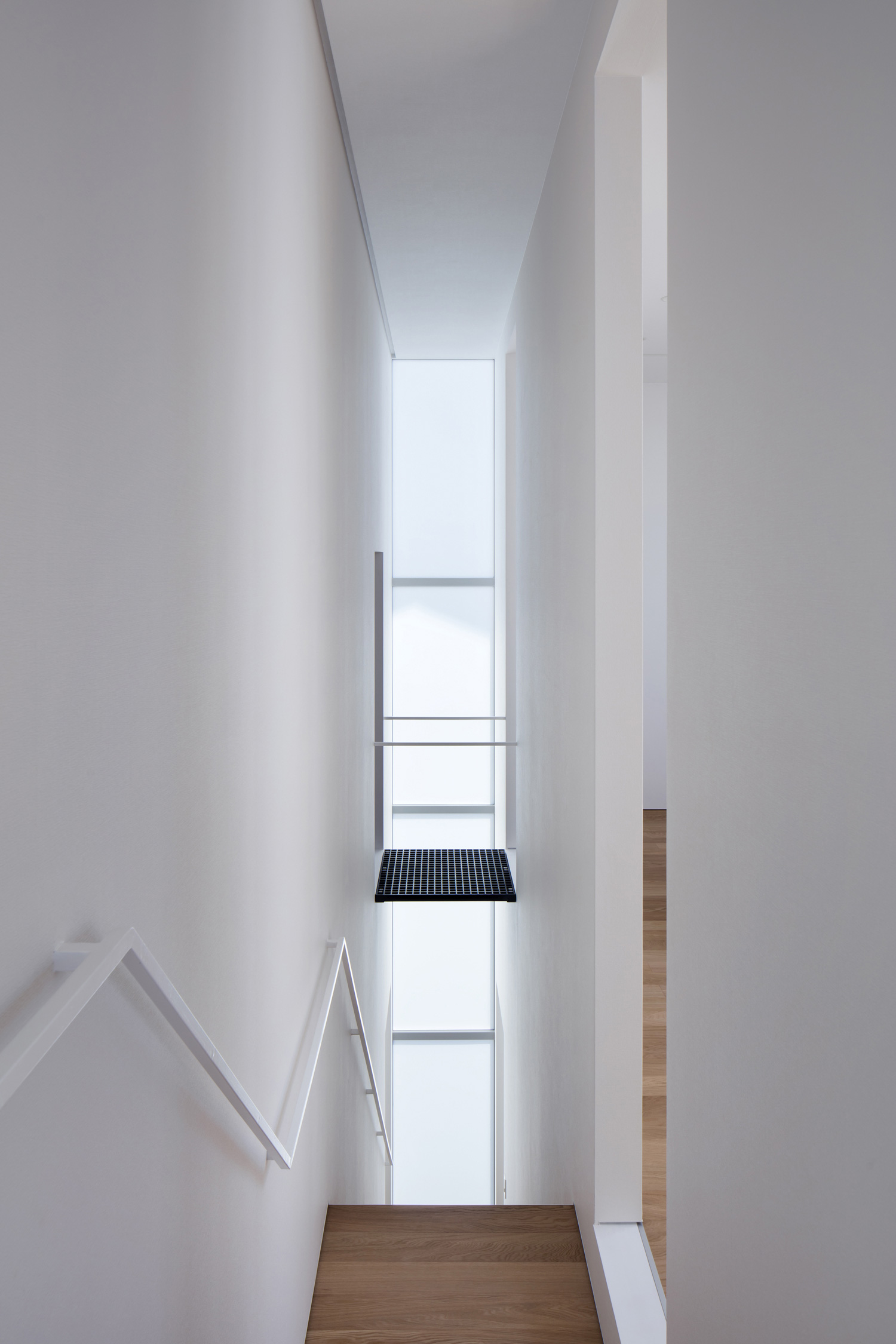 注文住宅・デザイン住宅建築実例_階段 注文住宅・デザイン住宅建築実例_『CASE548 HOUSE.LIGHT』_階段