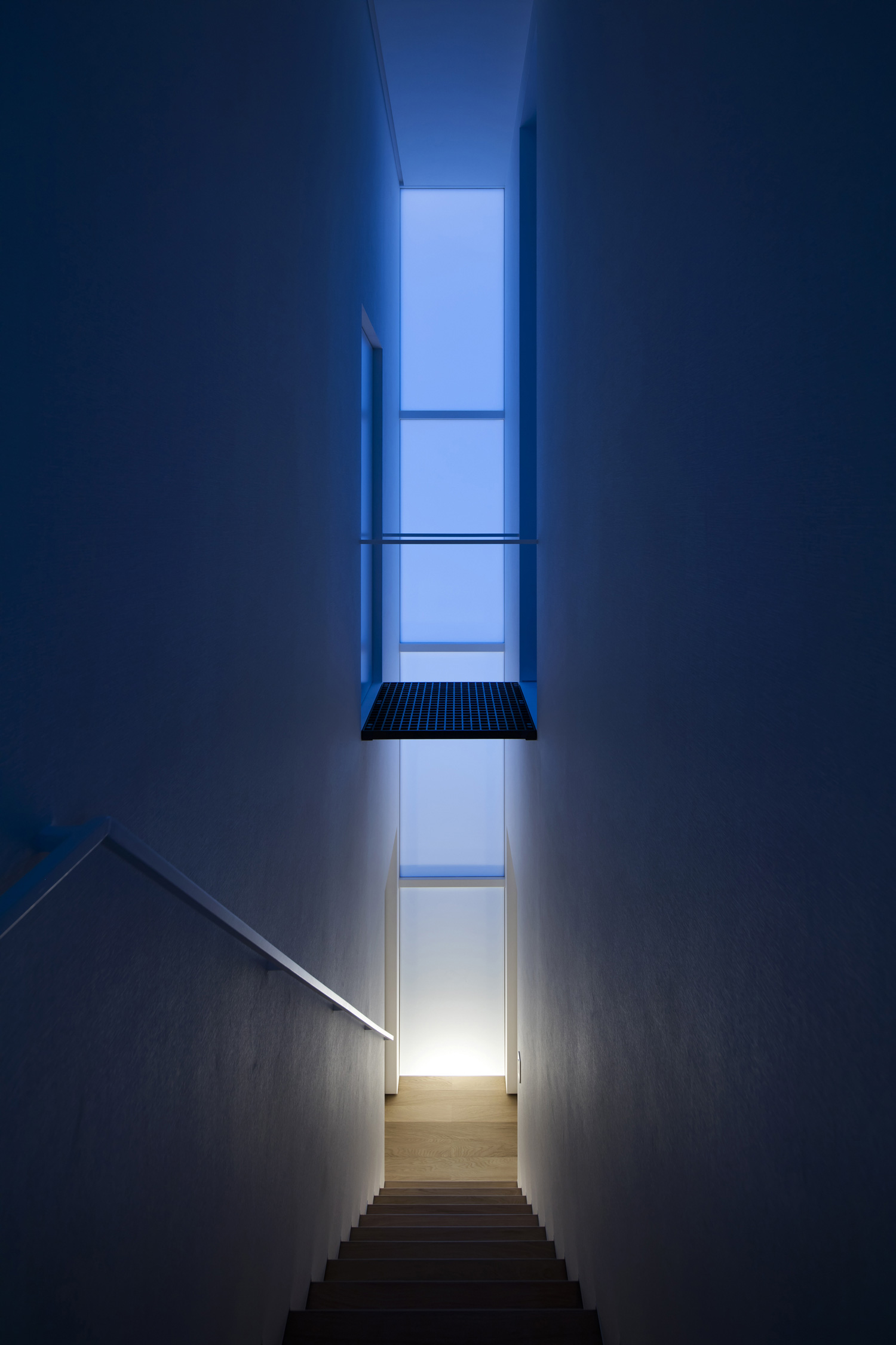 注文住宅・デザイン住宅建築実例_階段 注文住宅・デザイン住宅建築実例_『CASE548 HOUSE.LIGHT』_階段