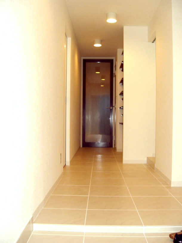 注文住宅・デザイン住宅建築実例_玄関