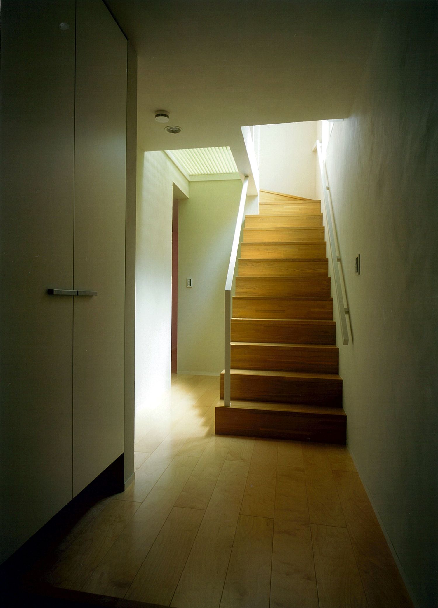 注文住宅・デザイン住宅建築実例_階段