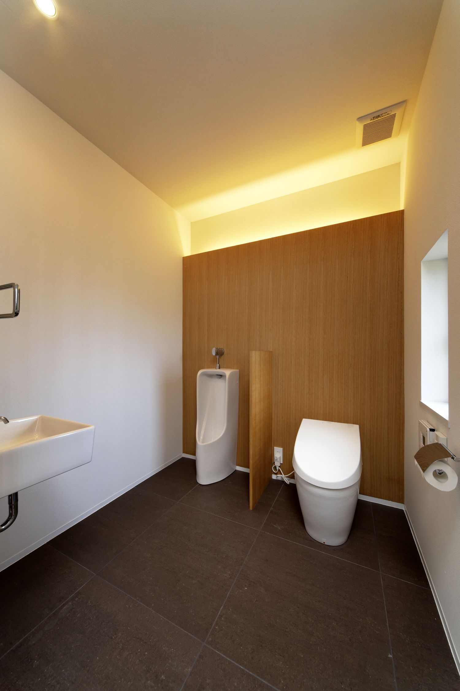 注文住宅・デザイン住宅建築実例_トイレ