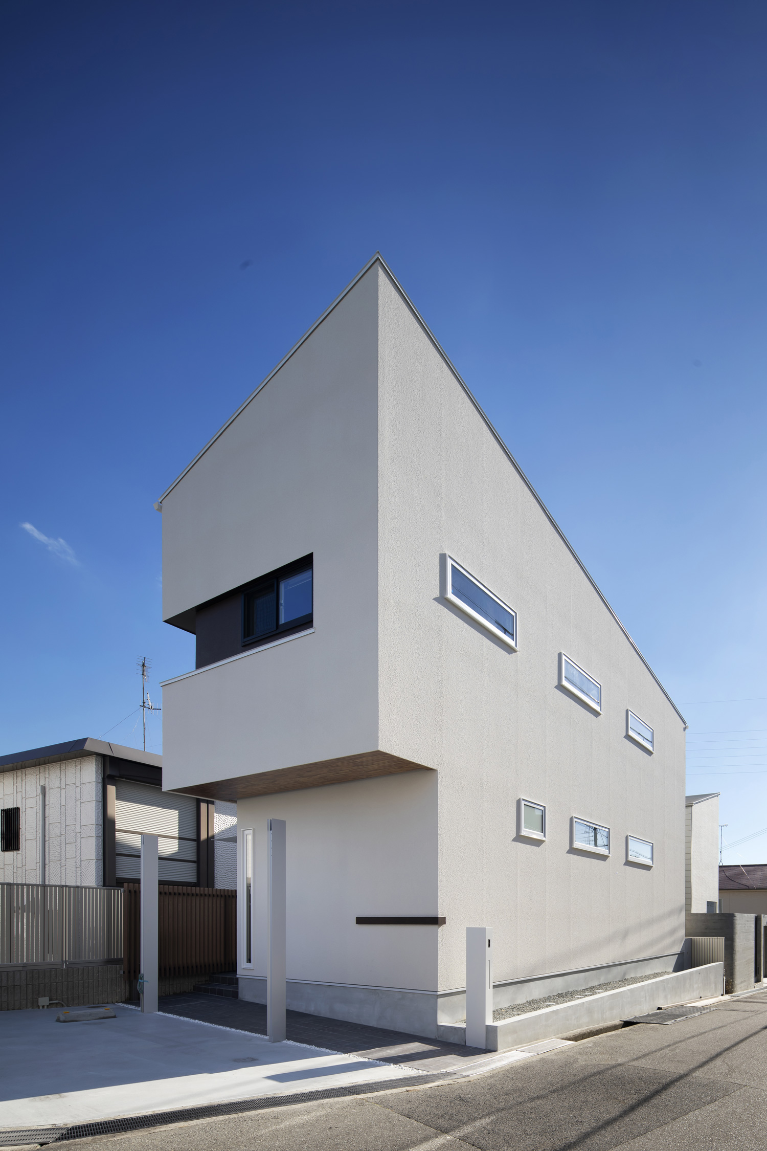 注文住宅『CASE656 L x』の建築実例・建物外観全体 注文住宅・デザイン住宅建築実例_『CASE656 L x』_外観