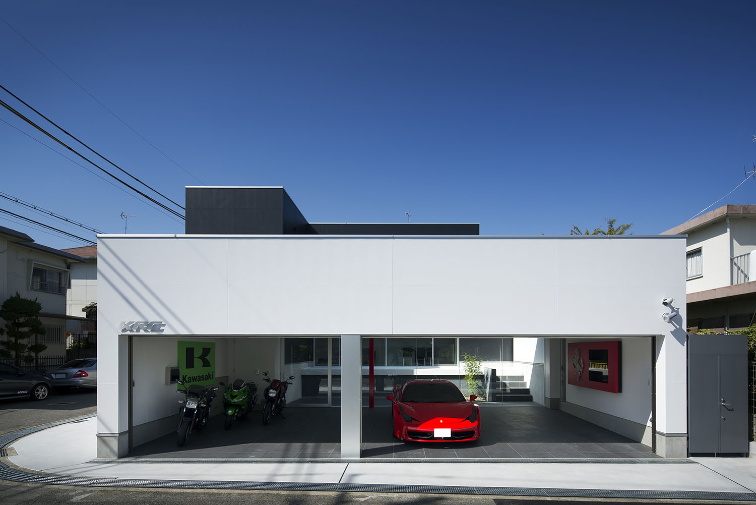 注文住宅・デザイン住宅建築実例_ガレージ