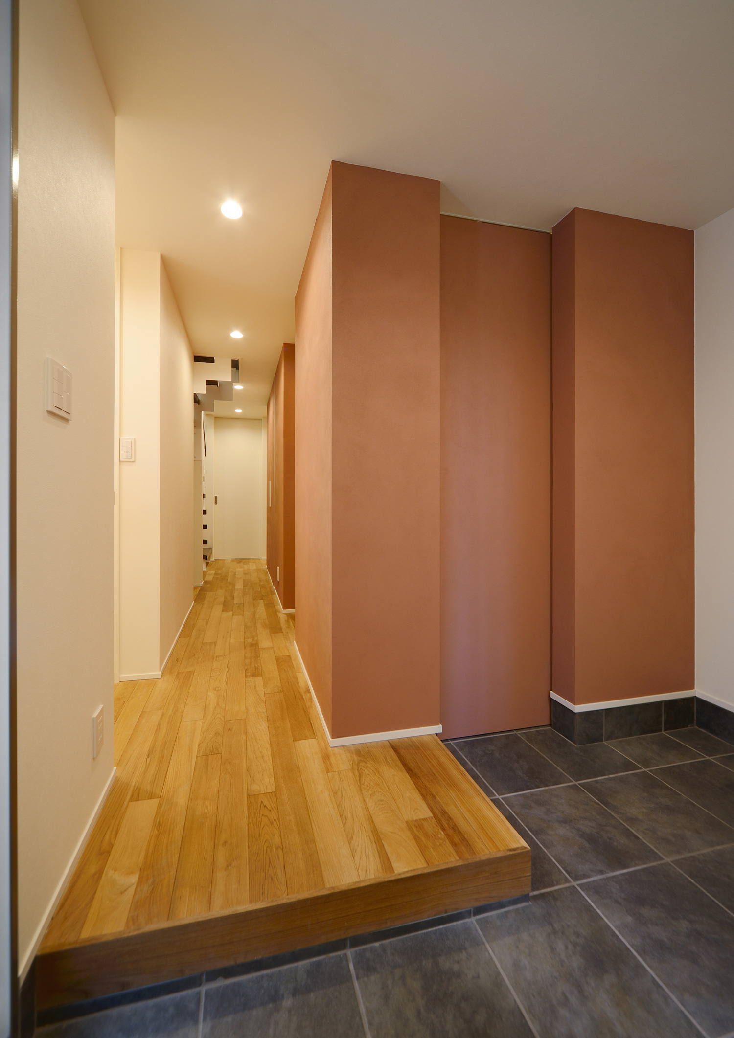 注文住宅・デザイン住宅建築実例_玄関