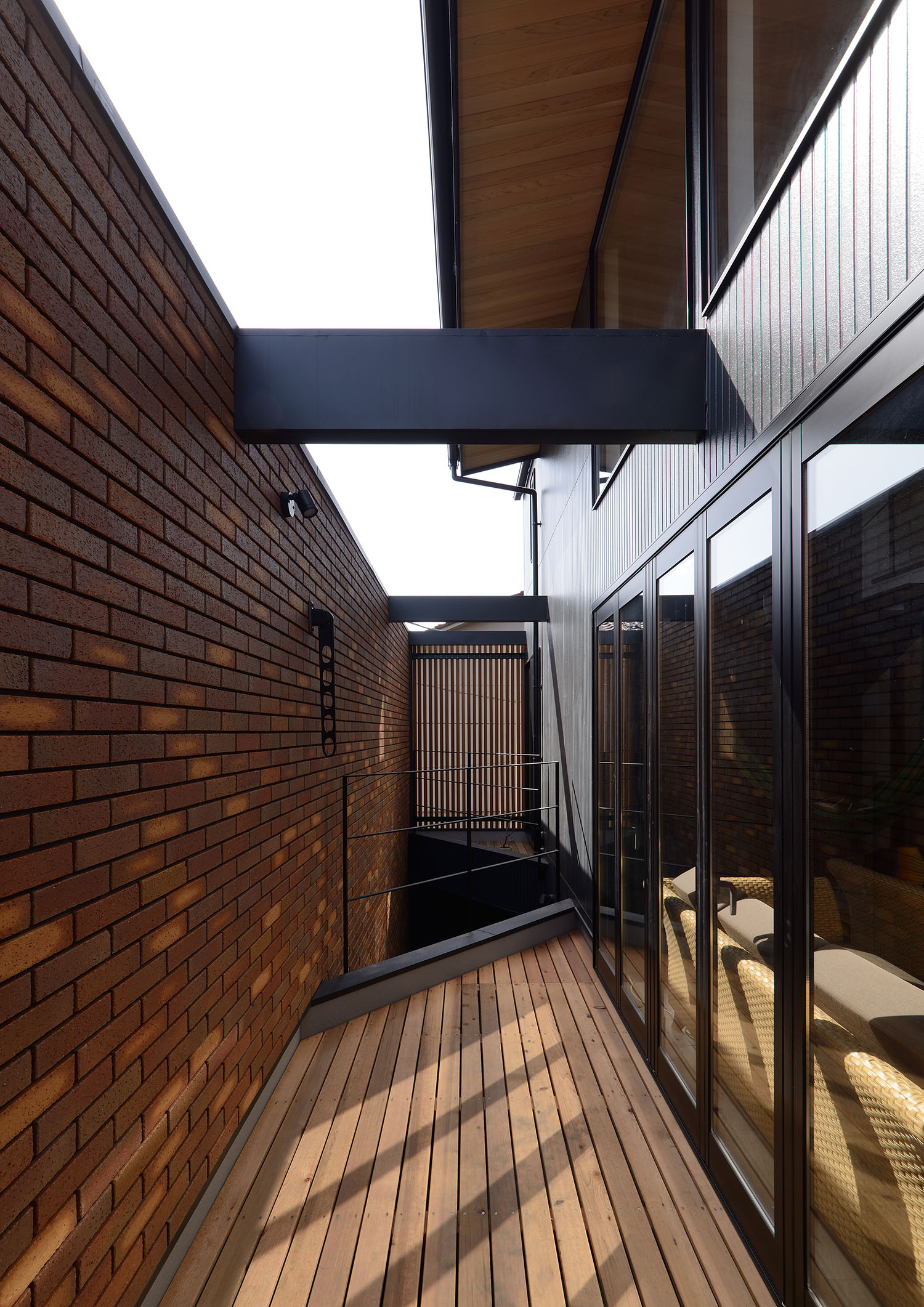 注文住宅・デザイン住宅建築実例_テラス・バルコニ