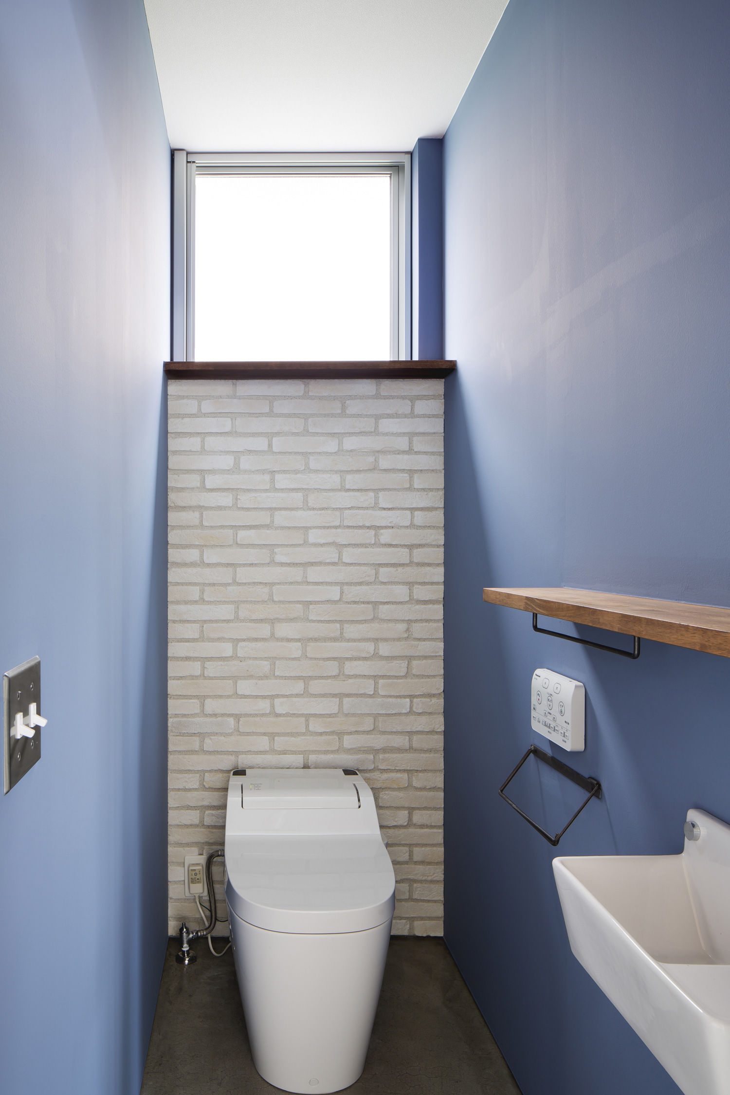 注文住宅・デザイン住宅建築実例_トイレ