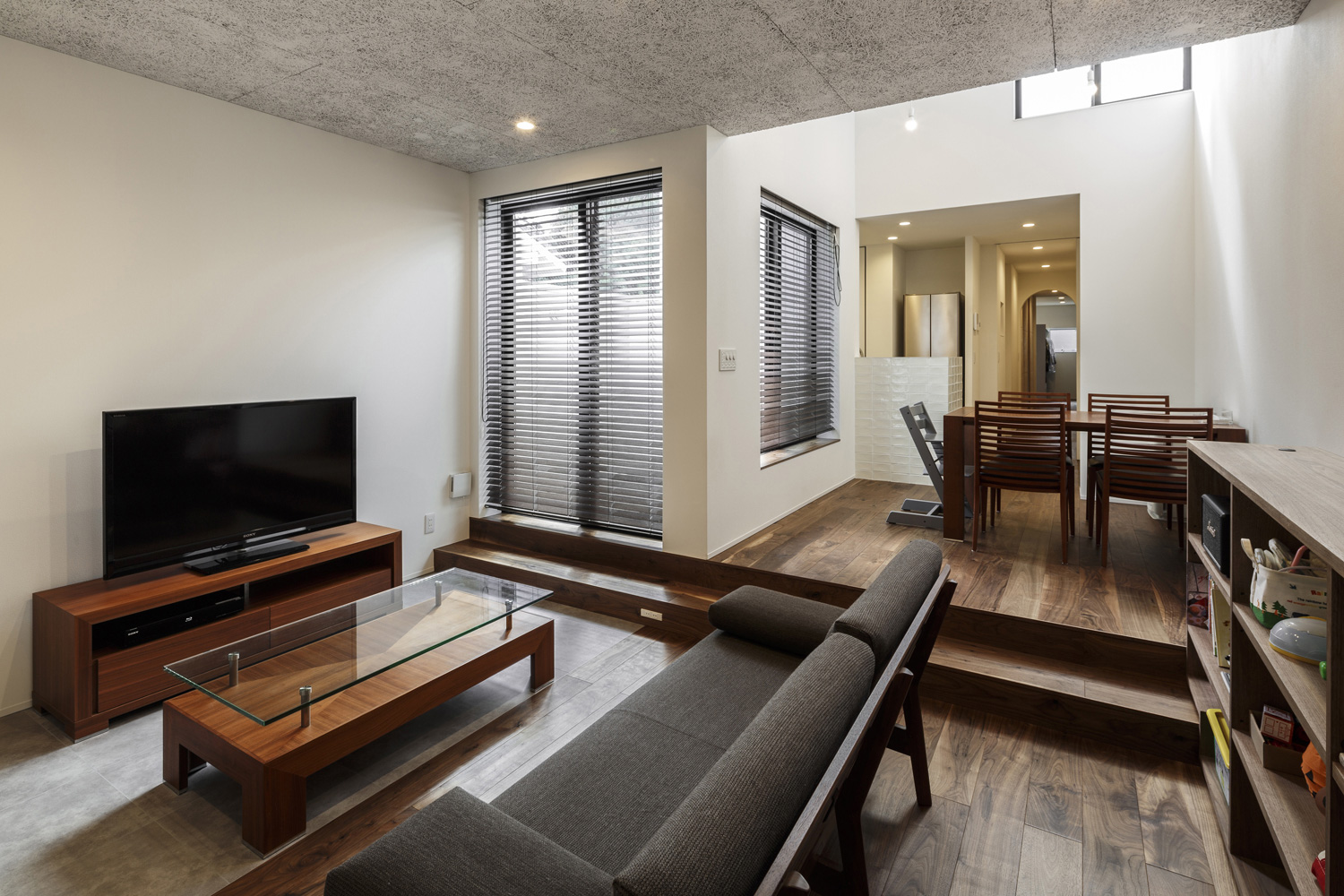 ダウンリビングのある落ち着きのあるLDK・デザイン住宅 注文住宅・デザイン住宅建築実例_『CASE437 LG』_LDK