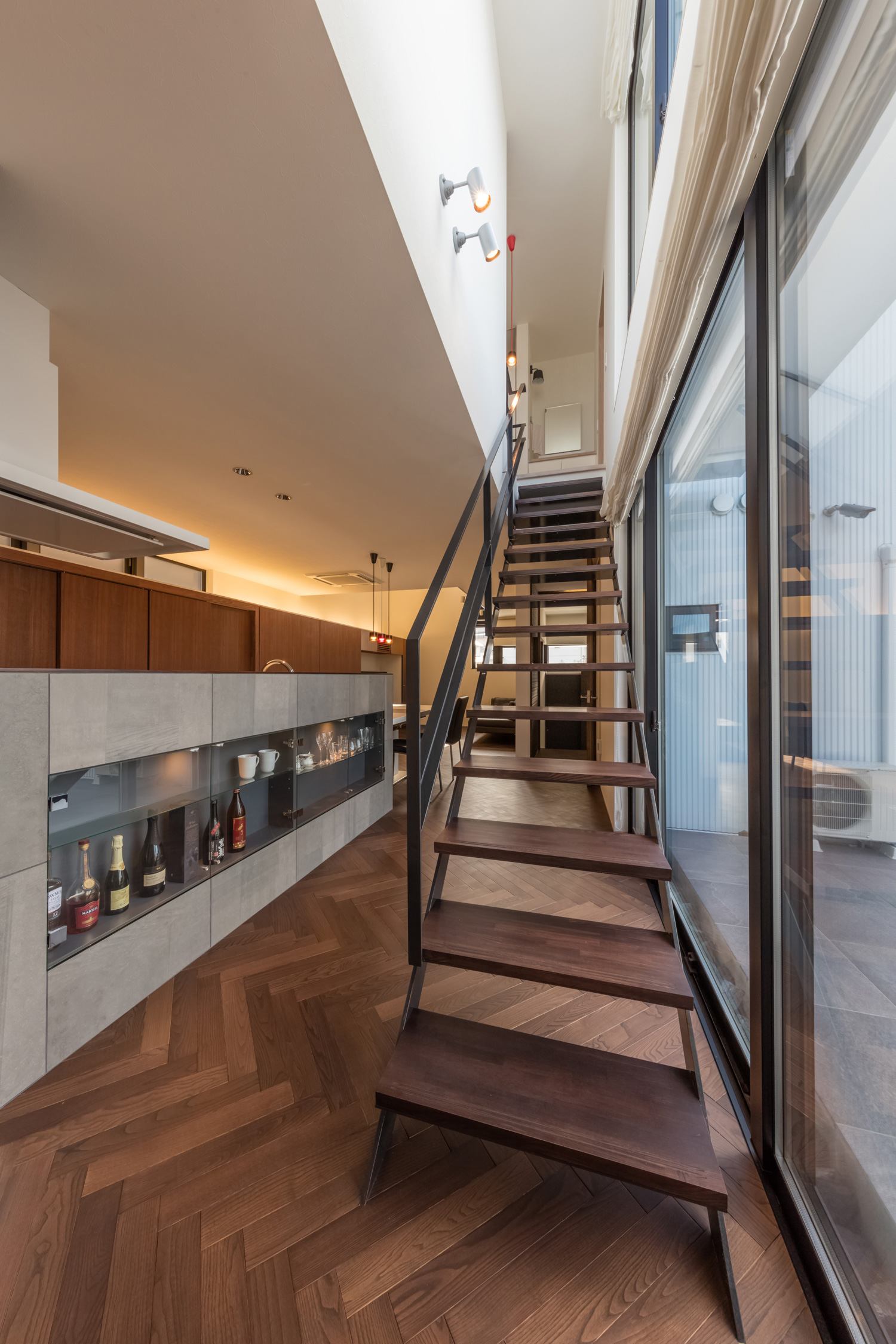 注文住宅・デザイン住宅建築実例_階段 注文住宅・デザイン住宅建築実例_『CASE443 L-BOX』_階段