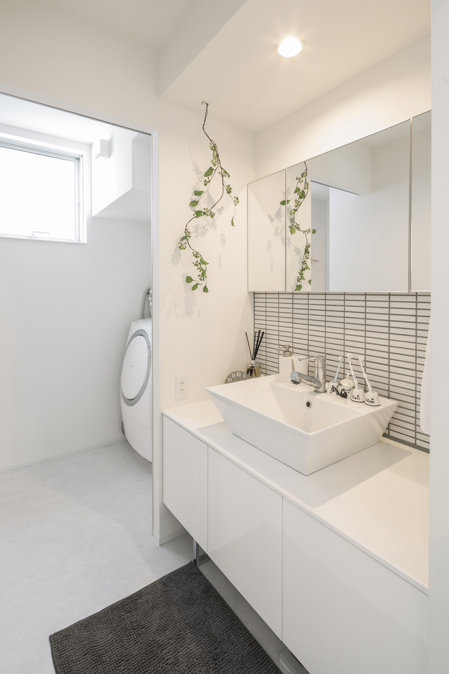 注文住宅・デザイン住宅建築実例_浴室・洗面所 注文住宅・デザイン住宅建築実例_『CASE452 ICHIGAN HOUSE』_浴室・洗面所