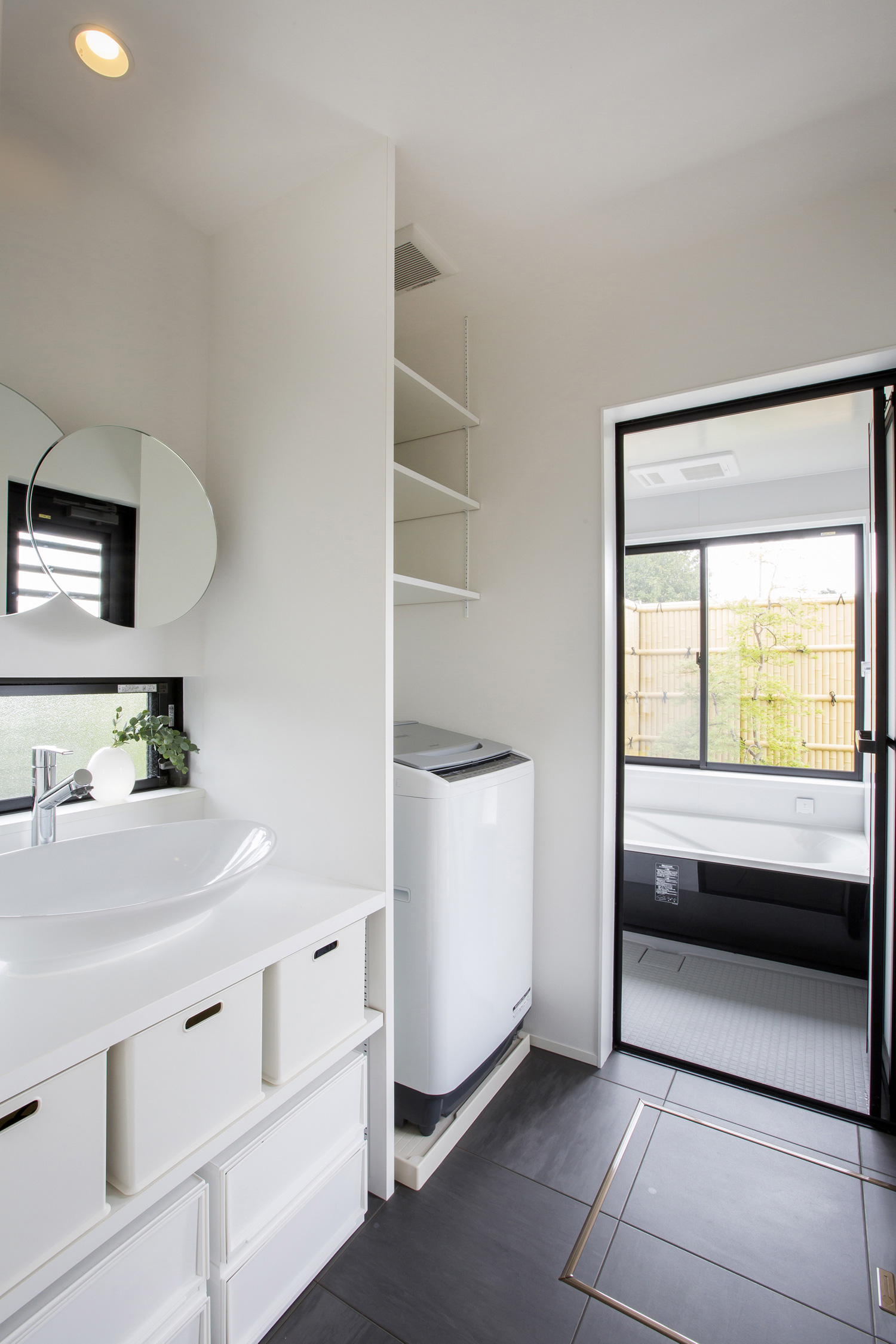 注文住宅・デザイン住宅建築実例_浴室・洗面所 注文住宅・デザイン住宅建築実例_『CASE465 彩雲の家』_浴室・洗面所