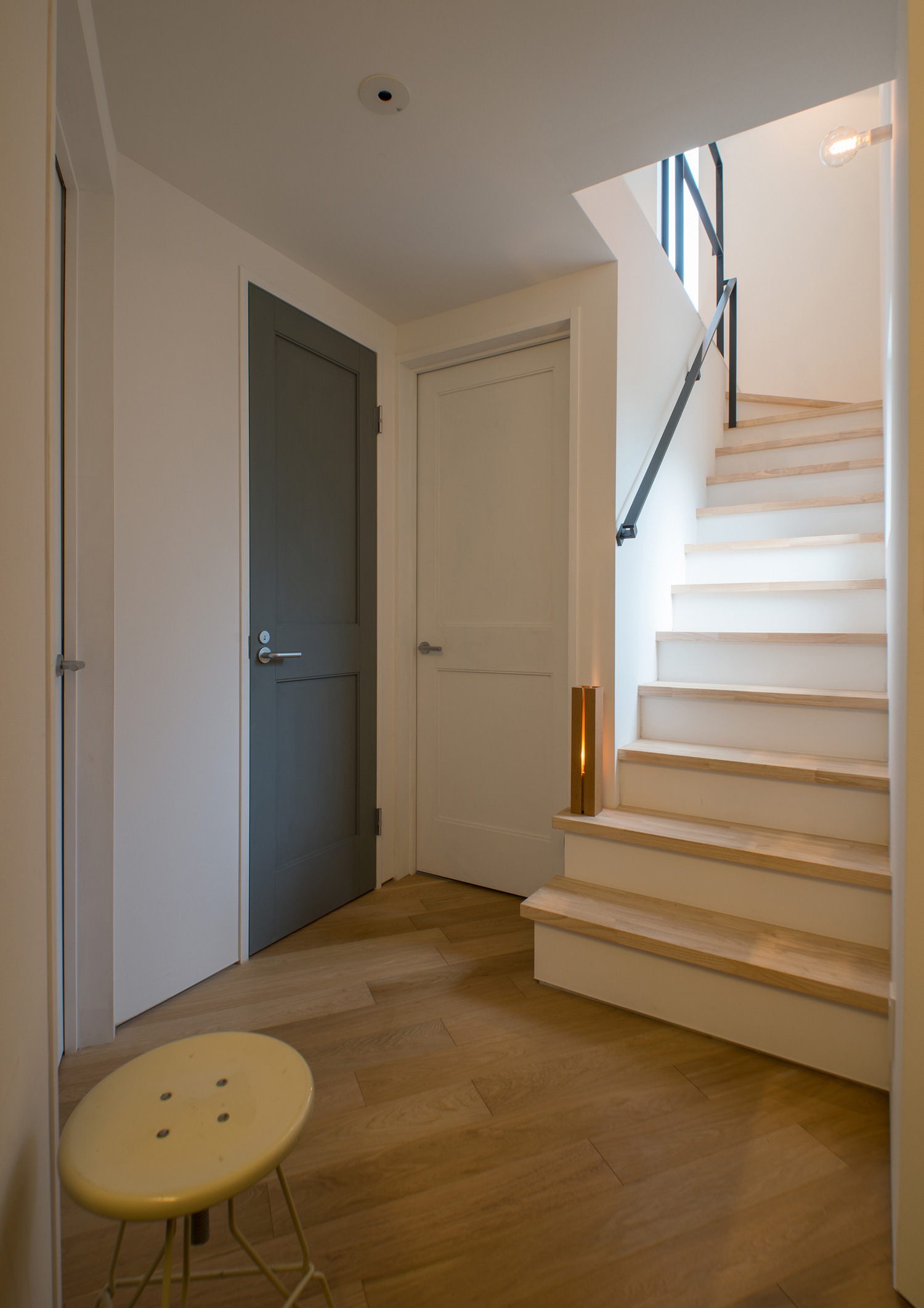 注文住宅・デザイン住宅建築実例_階段 注文住宅・デザイン住宅建築実例_『CASE486 デザインへの挑戦』_階段