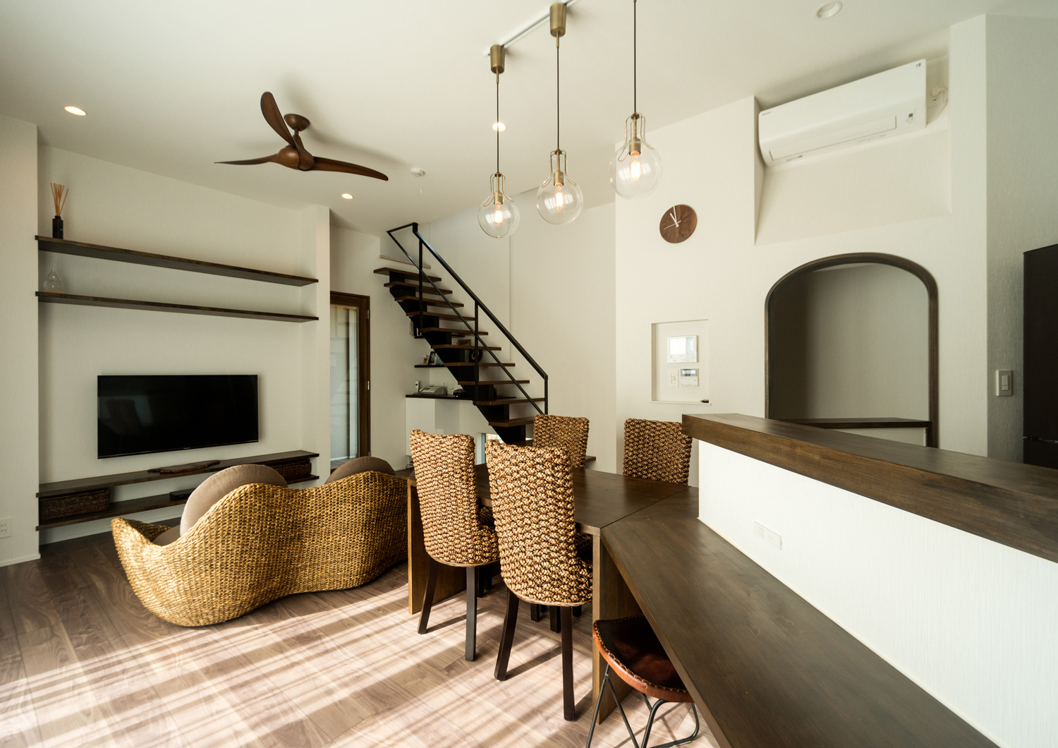 注文住宅・デザイン住宅建築実例_LDK 注文住宅・デザイン住宅建築実例_『CASE491 dramatic expectation』_LDK