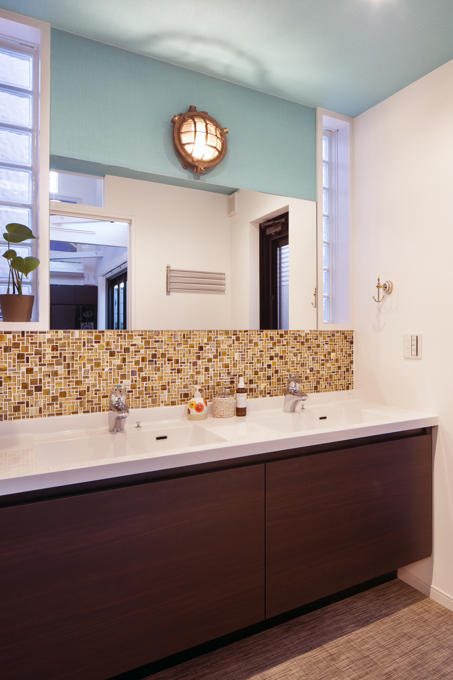 注文住宅・デザイン住宅建築実例_浴室・洗面所 注文住宅・デザイン住宅建築実例_『CASE506 c o l o r i s』_浴室・洗面所