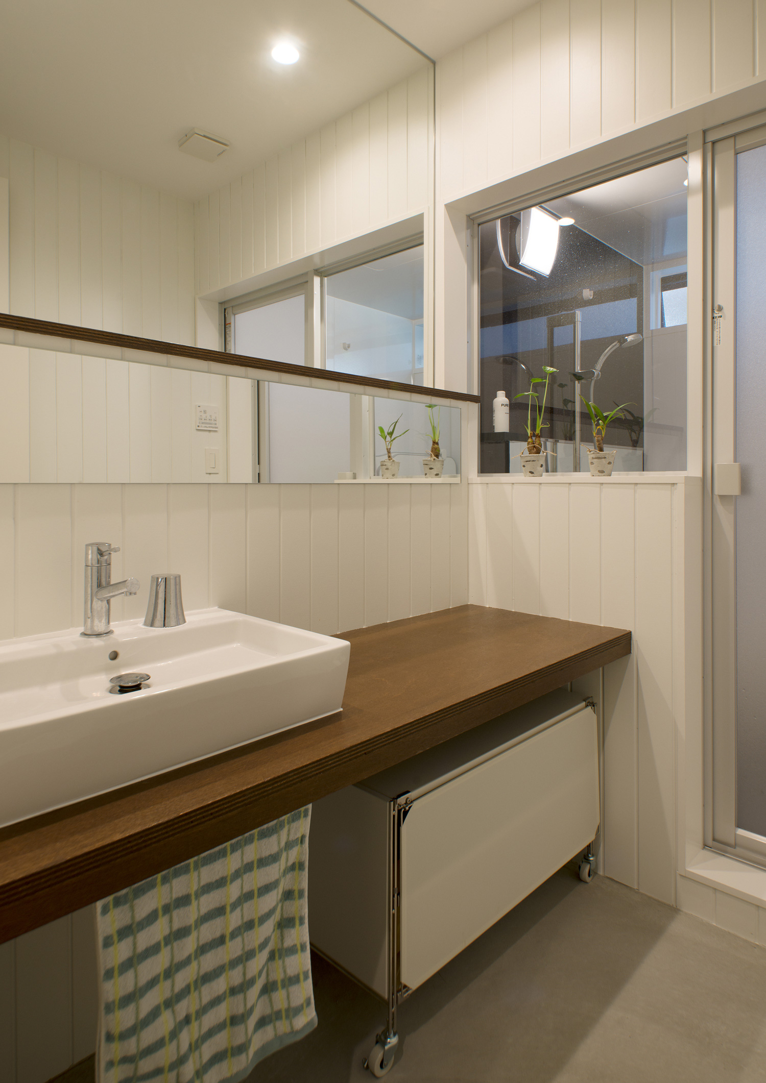 注文住宅・デザイン住宅建築実例_浴室・洗面所 注文住宅・デザイン住宅建築実例_『CASE532 土間と壁柱のハウス』_浴室・洗面所