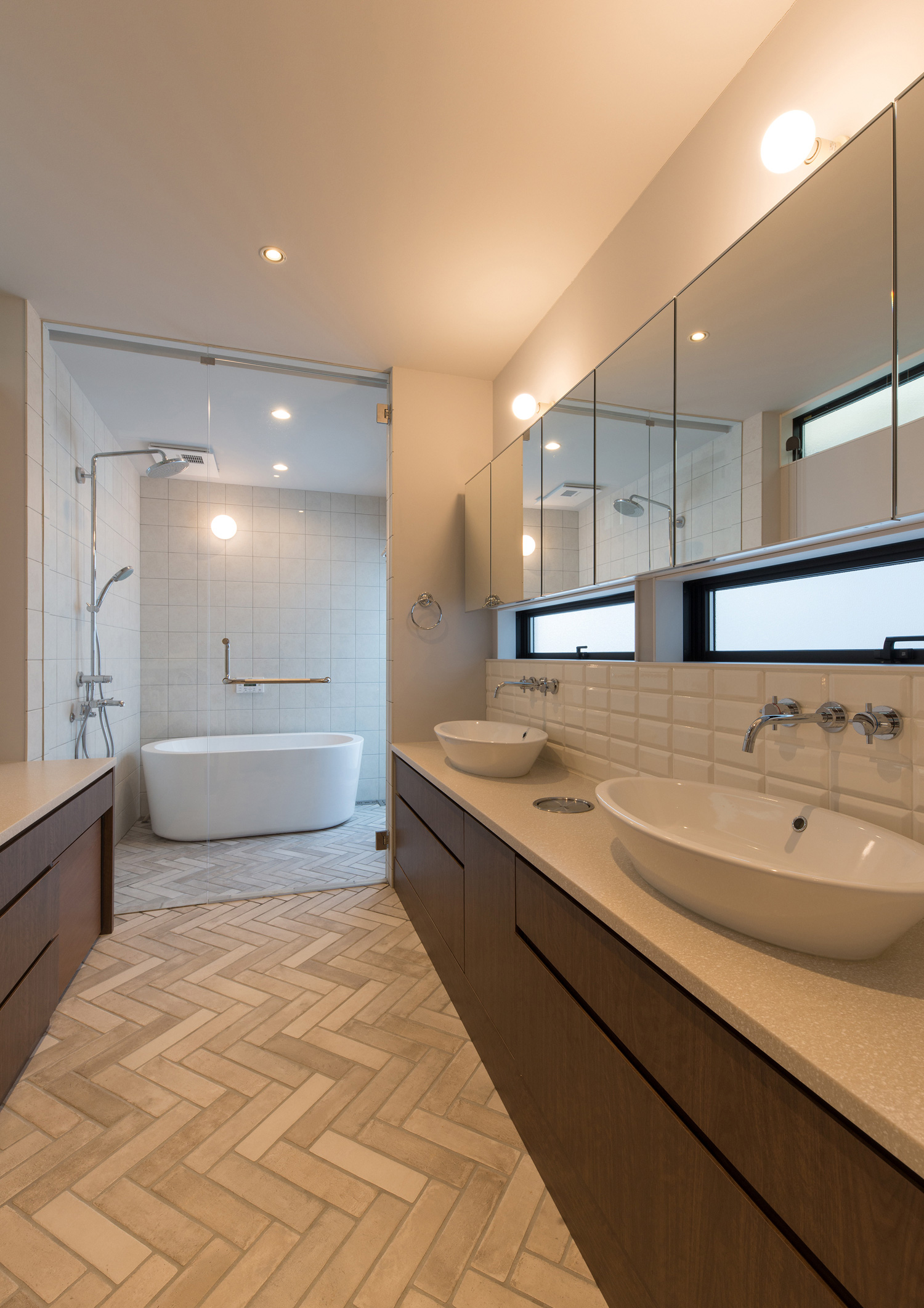 注文住宅・デザイン住宅建築実例_浴室・洗面所 注文住宅・デザイン住宅建築実例_『CASE534 【Mod】el』_浴室・洗面所