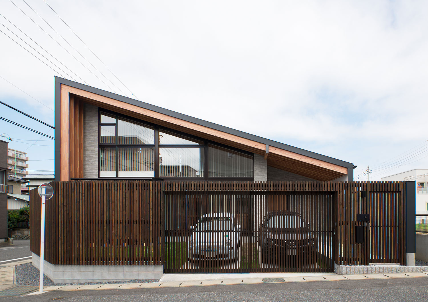 注文住宅・デザイン住宅建築実例_外観 注文住宅・デザイン住宅建築実例_『CASE480 大屋根の垂木の家』_外観