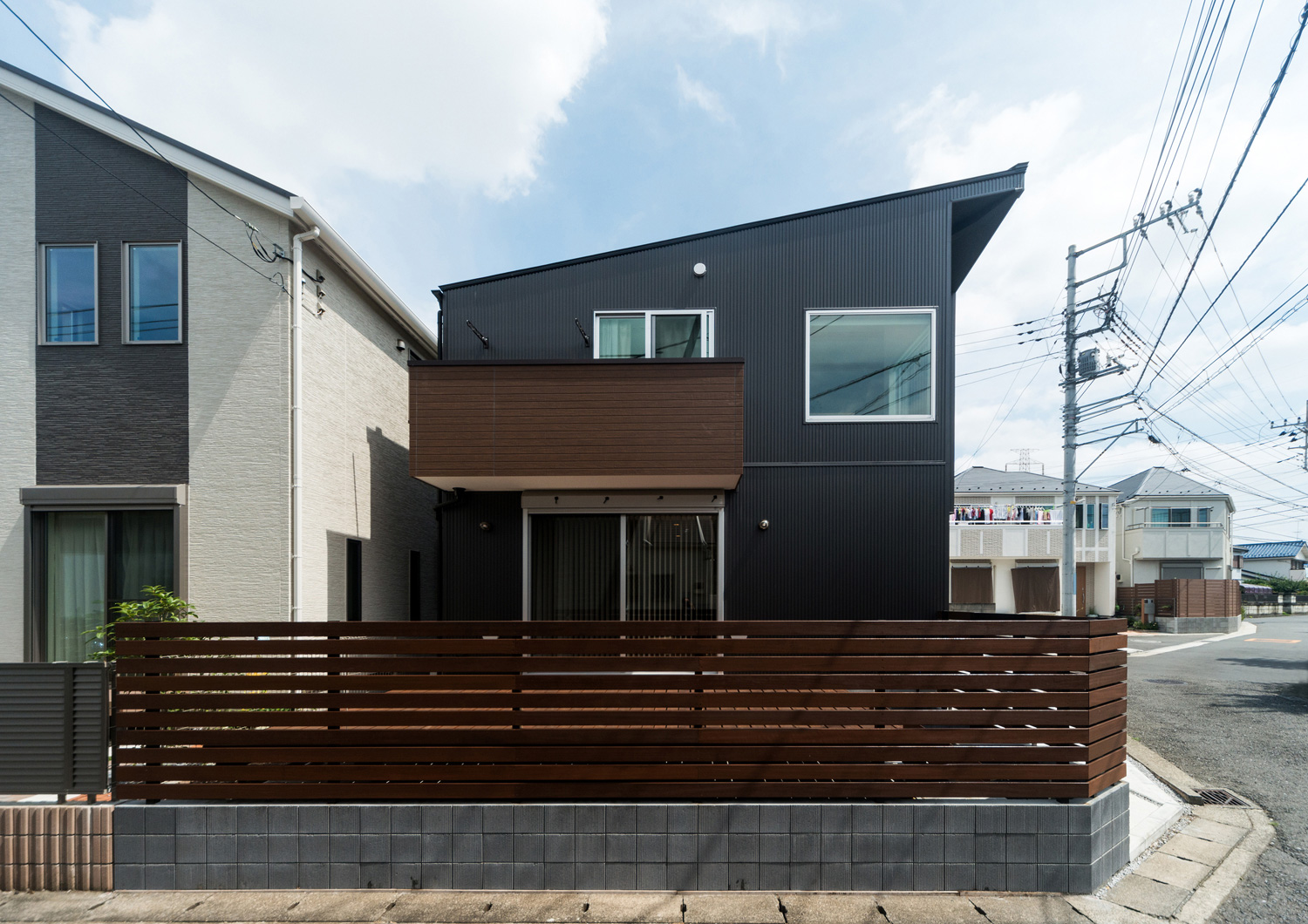 注文住宅・デザイン住宅建築実例_外観 注文住宅・デザイン住宅建築実例_『CASE553 LEAF – HOUSE』_外観