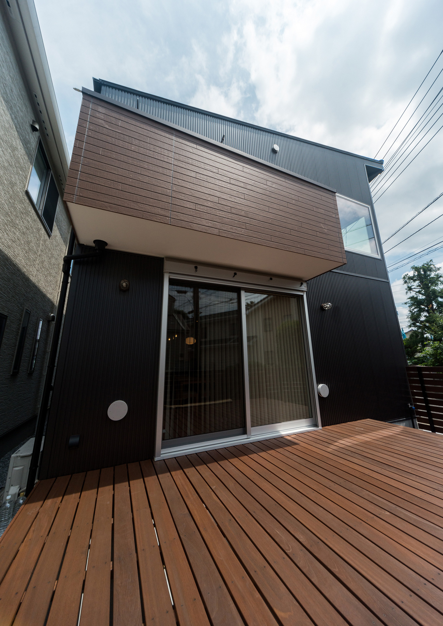 注文住宅・デザイン住宅建築実例_テラス・バルコニー 注文住宅・デザイン住宅建築実例_『CASE553 LEAF – HOUSE』_テラス・バルコニー