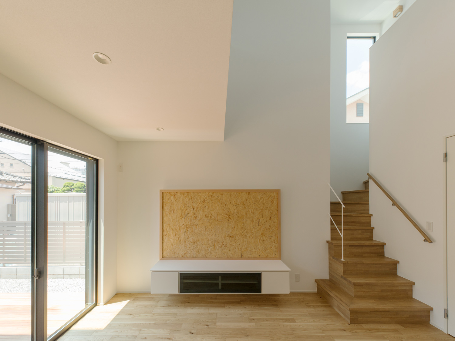 注文住宅・デザイン住宅建築実例_LDK 注文住宅・デザイン住宅建築実例_『CASE554 ブルーボックスハウス』_LDK