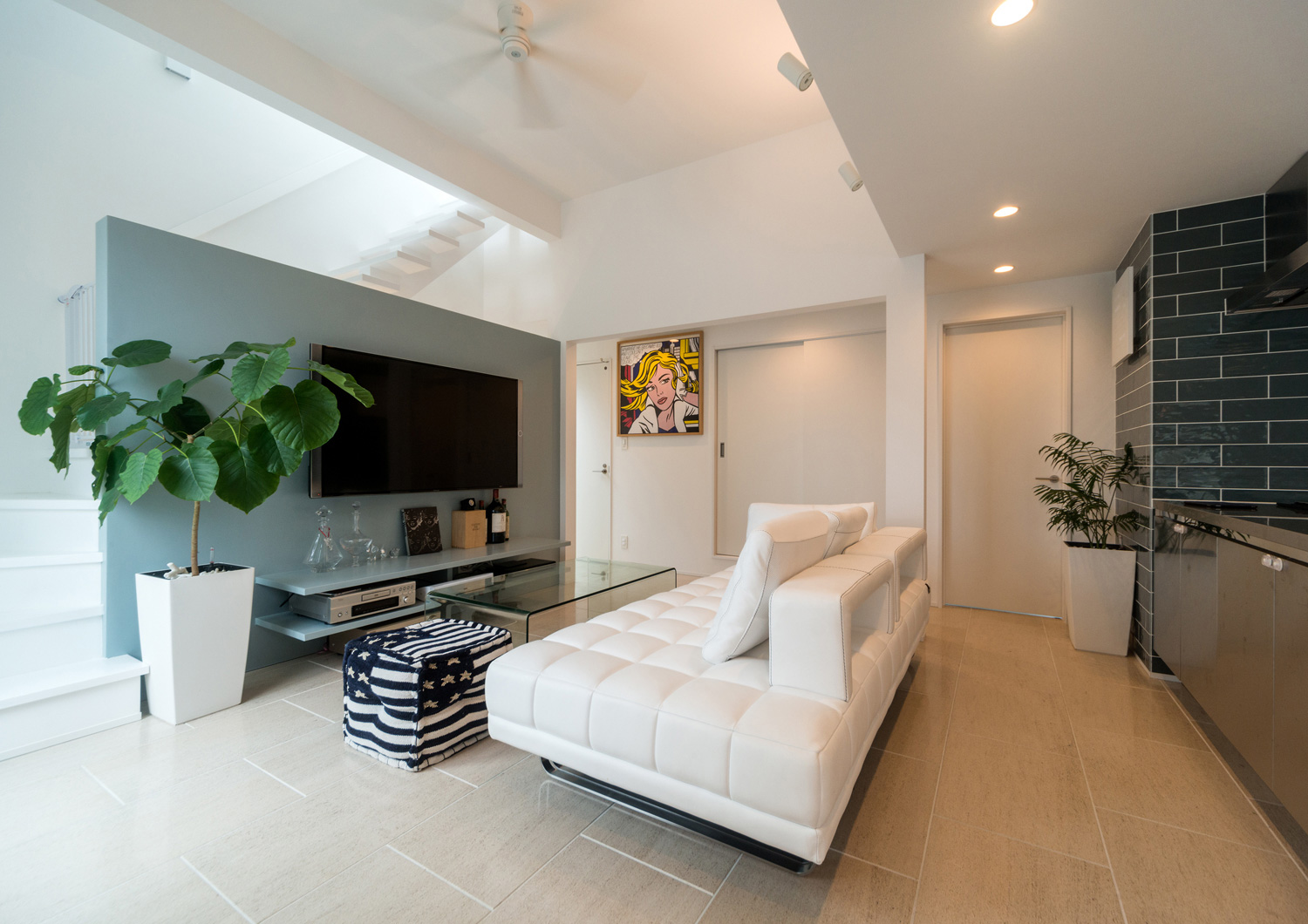 注文住宅・デザイン住宅建築実例_LDK 注文住宅・デザイン住宅建築実例_『CASE555 白のハウス』_LDK