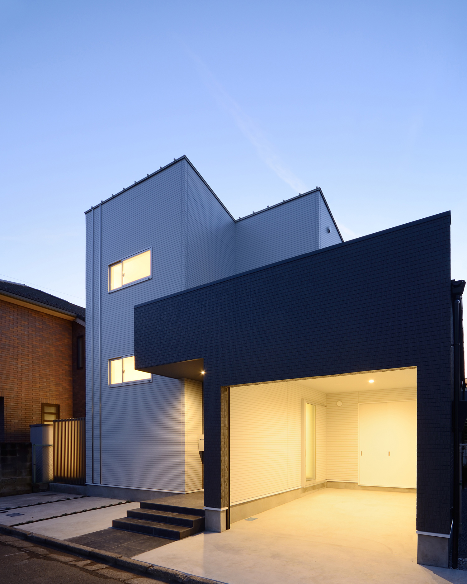 注文住宅・デザイン住宅建築実例_外観 注文住宅・デザイン住宅建築実例_『CASE556 Two sides house』_外観