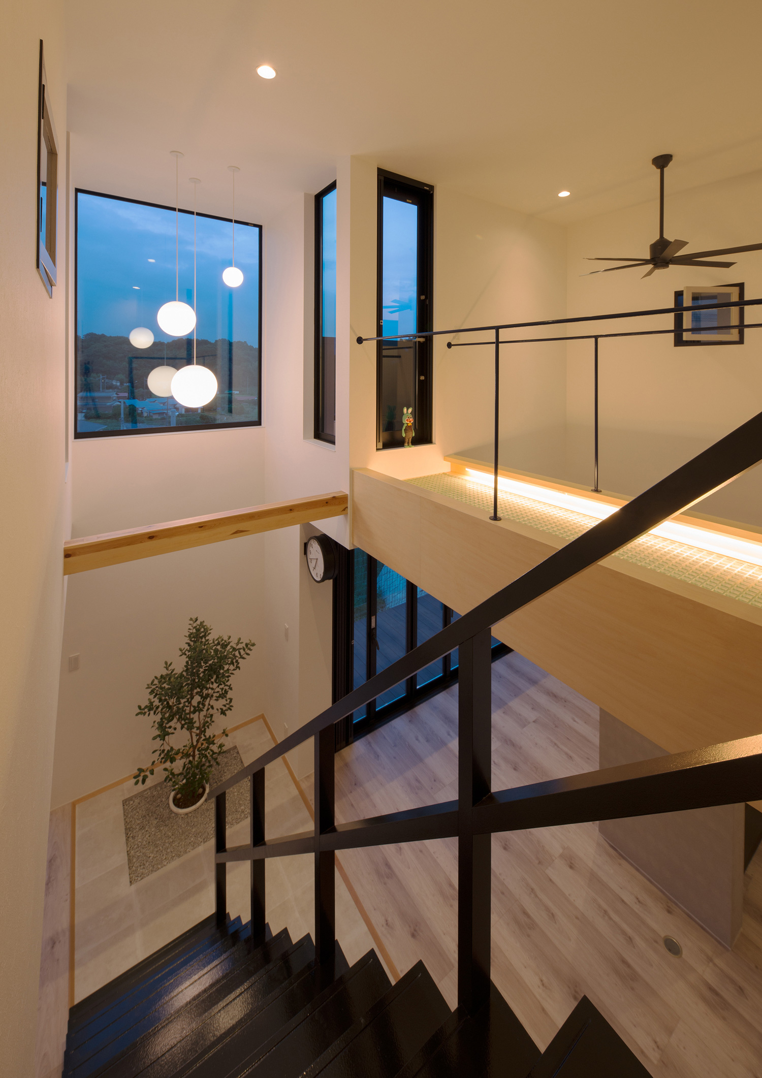 注文住宅・デザイン住宅建築実例_LDK 注文住宅・デザイン住宅建築実例_『CASE558 路地と桟(かけはし)の家』_LDK