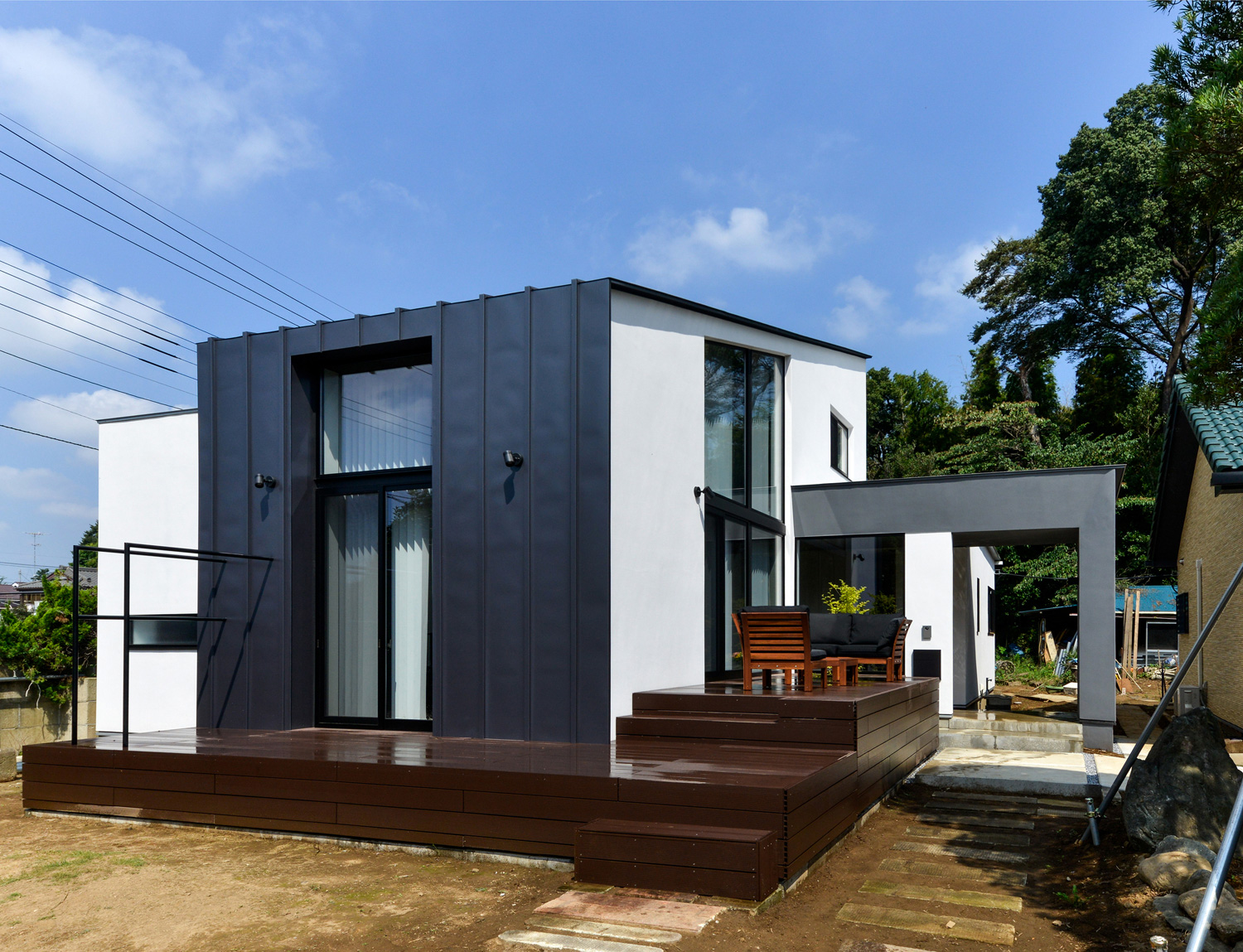 デザイン住宅建築実例_外観・注文住宅『CASE573 次代の家』の建築実例・施⼯例の写真・建物外観全体 注文住宅・デザイン住宅建築実例_『CASE573 次代の家』_外観