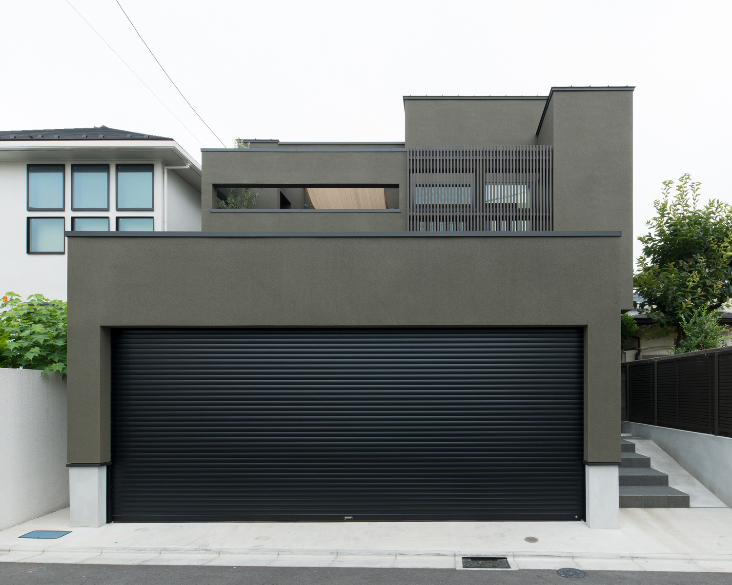 デザイン住宅建築実例_外観・注文住宅『CASE577 紬(つむぎ)の家』の建築実例・施⼯例の写真・建物外観全体 注文住宅・デザイン住宅建築実例_『CASE577 紬(つむぎ)の家』_外観