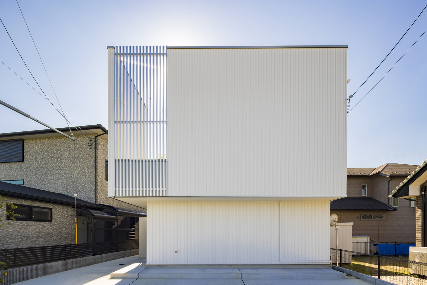 デザイン住宅建築実例_外観・注文住宅『CASE598 爽 ~風と光~』の建築実例・施⼯例の写真・建物外観全体 注文住宅・デザイン住宅建築実例_『CASE598 爽 ~風と光~』_外観