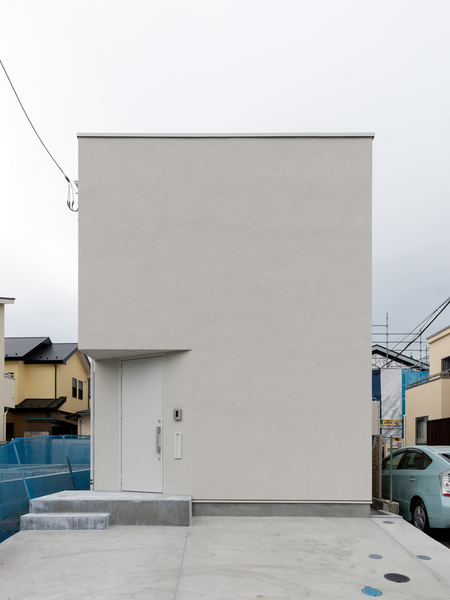 デザイン住宅建築実例_外観・注文住宅『CASE613 Drop of ink』の建築実例・施⼯例の写真・建物外観全体 注文住宅・デザイン住宅建築実例_『CASE613 Drop of ink』_外観