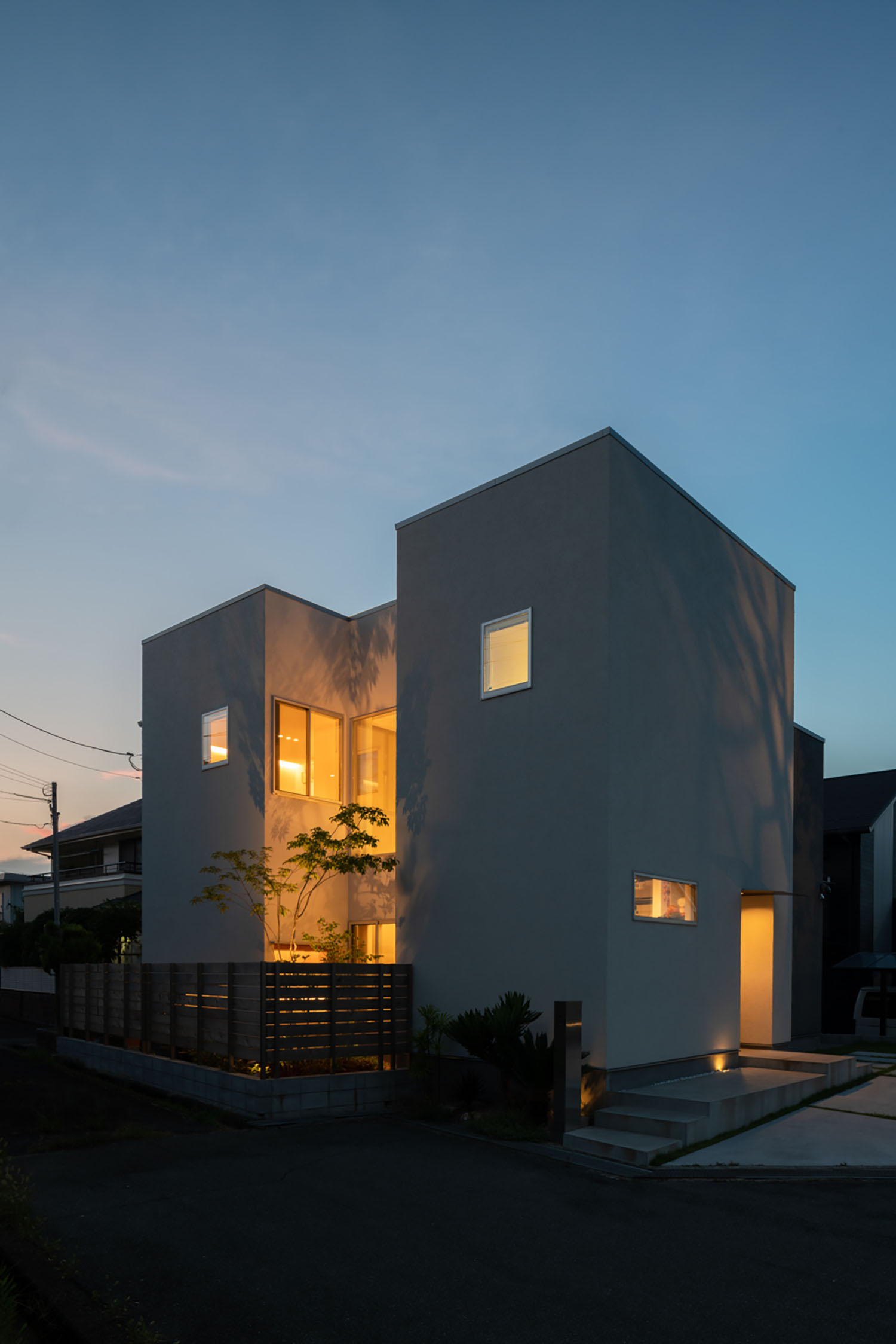 中庭に光が集まる住宅の外観・ホビールームのある家 注文住宅・デザイン住宅建築実例_『CASE684 ホビールームのある家』_外観