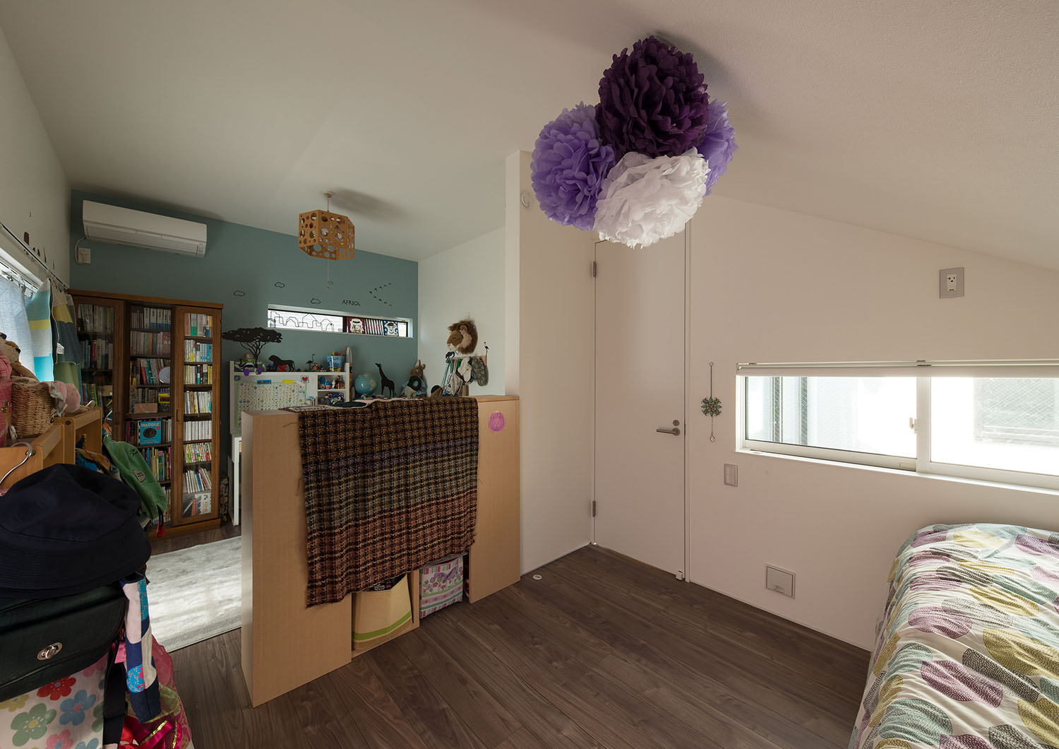 寝室と勉強スペースが分かれた広い子供部屋・デザイン住宅 注文住宅・デザイン住宅建築実例_『CASE536 Preppy』_子供部屋