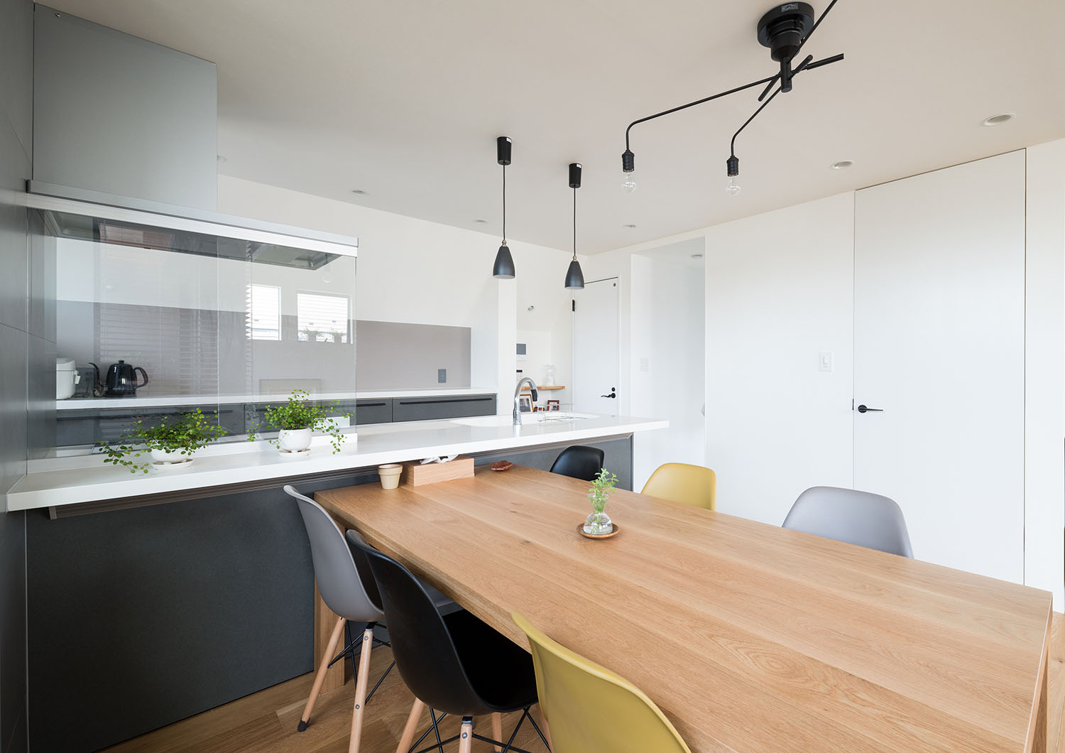 注文住宅・デザイン住宅建築実例_LDK 注文住宅・デザイン住宅建築実例_『CASE542 グレージュのハウス』_LDK