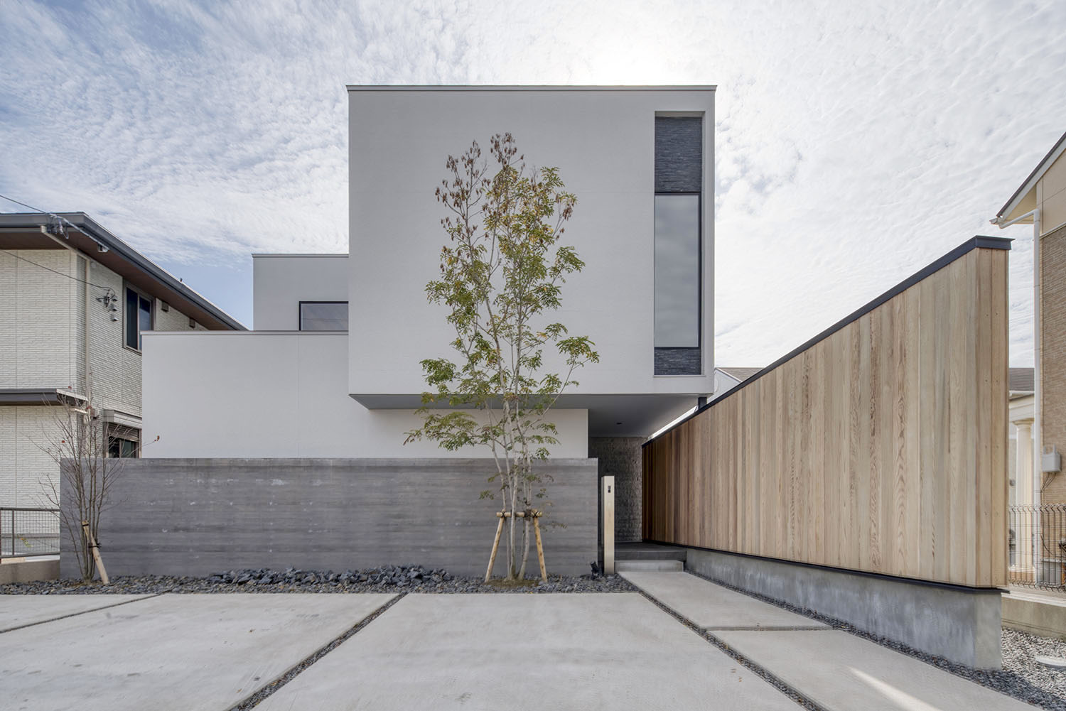 注文住宅『CASE709 sumika』の建築実例・施⼯例の写真・建物外観全体 注文住宅・デザイン住宅建築実例_『CASE709 sumika』_外観