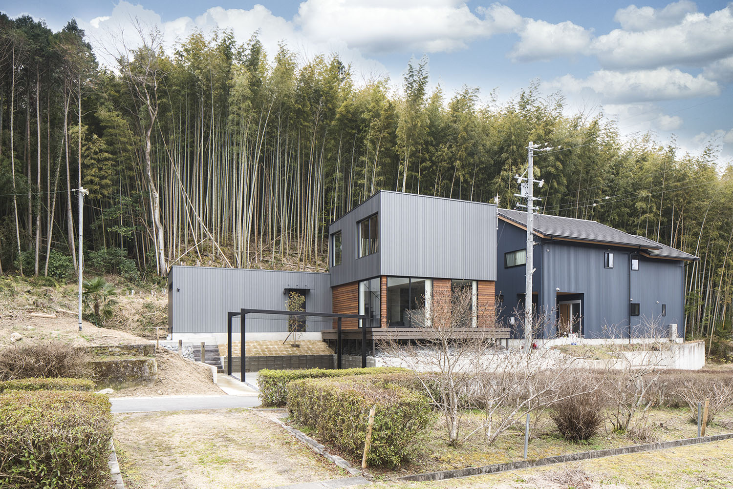 注文住宅・外観・田舎暮らし・自然の中の家・森に住む 注文住宅・デザイン住宅建築実例_『CASE712 澄』_外観