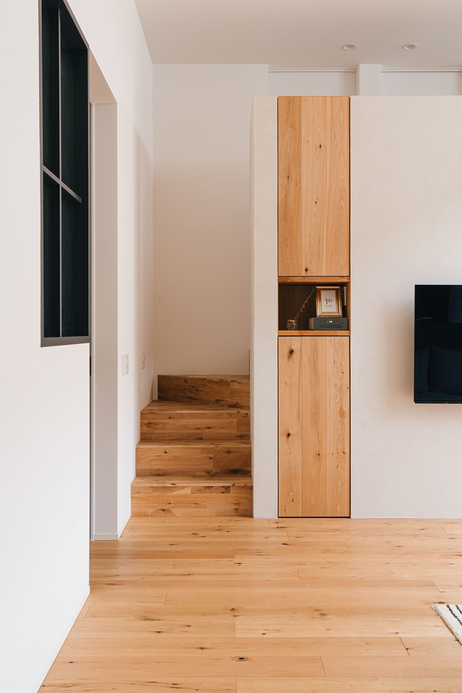 注文住宅・LDK・スキップフロア・木のぬくもり・ナチュラル 注文住宅・デザイン住宅建築実例_『CASE719 Flat foam』_LDK