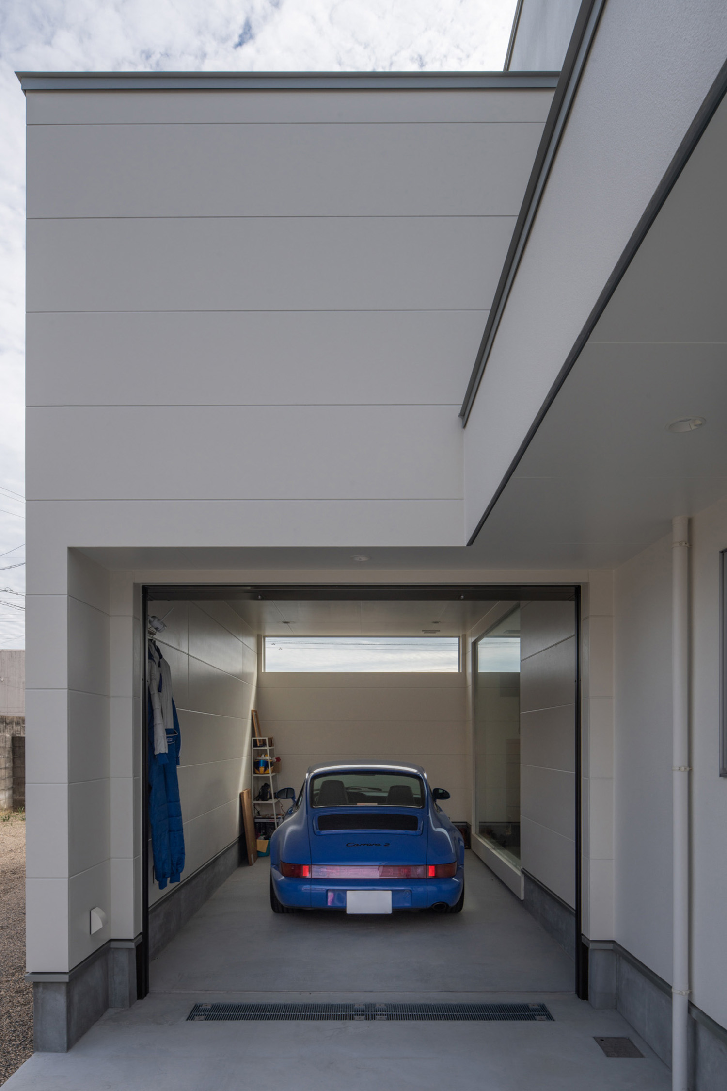 注文住宅・ビルトインガレージ・窓・外観 注文住宅・デザイン住宅建築実例_『CASE728 My Style Home』_外観