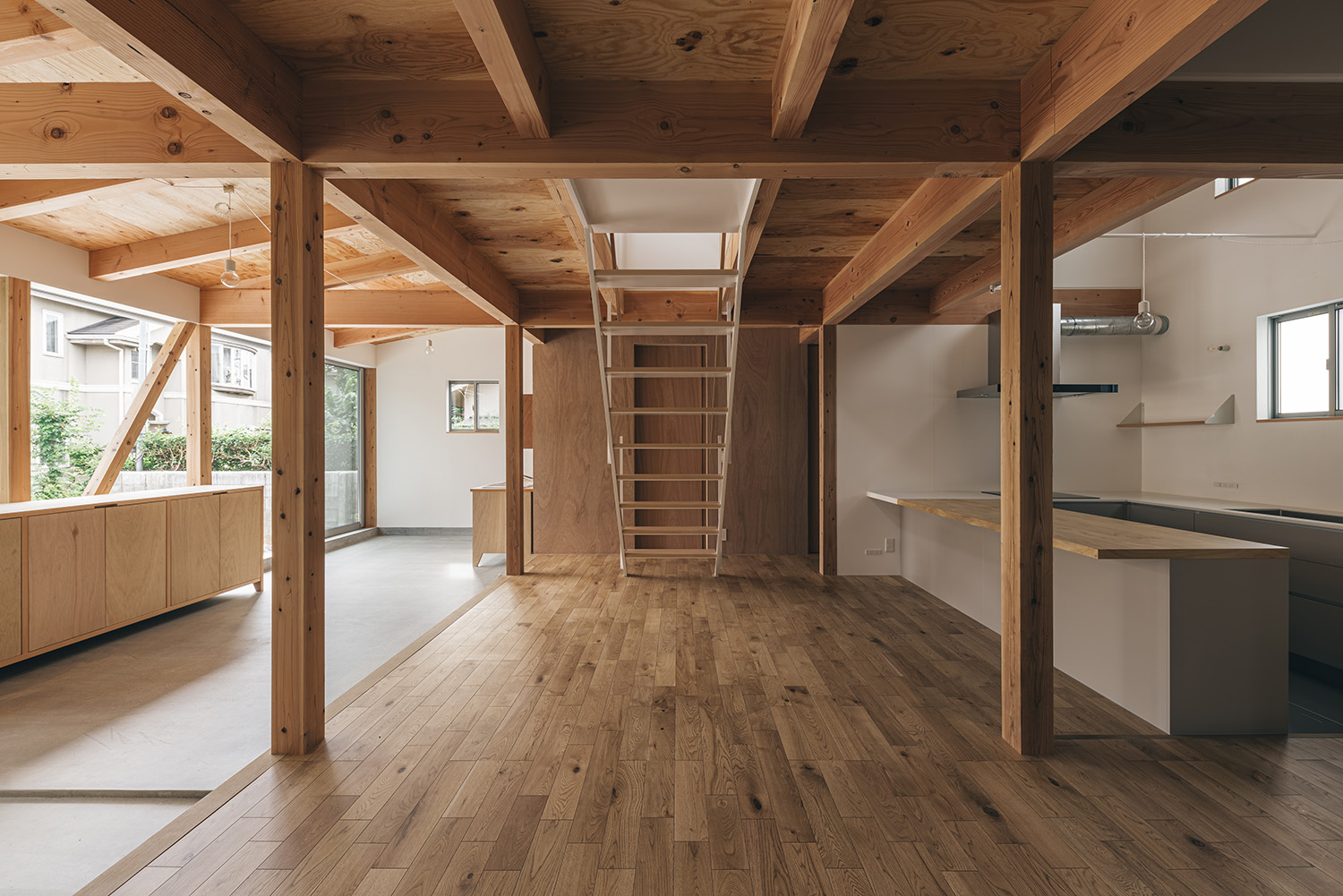 注文住宅・LDK・土間・木の温もり・リビングイン階段 注文住宅・デザイン住宅建築実例_『CASE729 伏見の家』_LDK