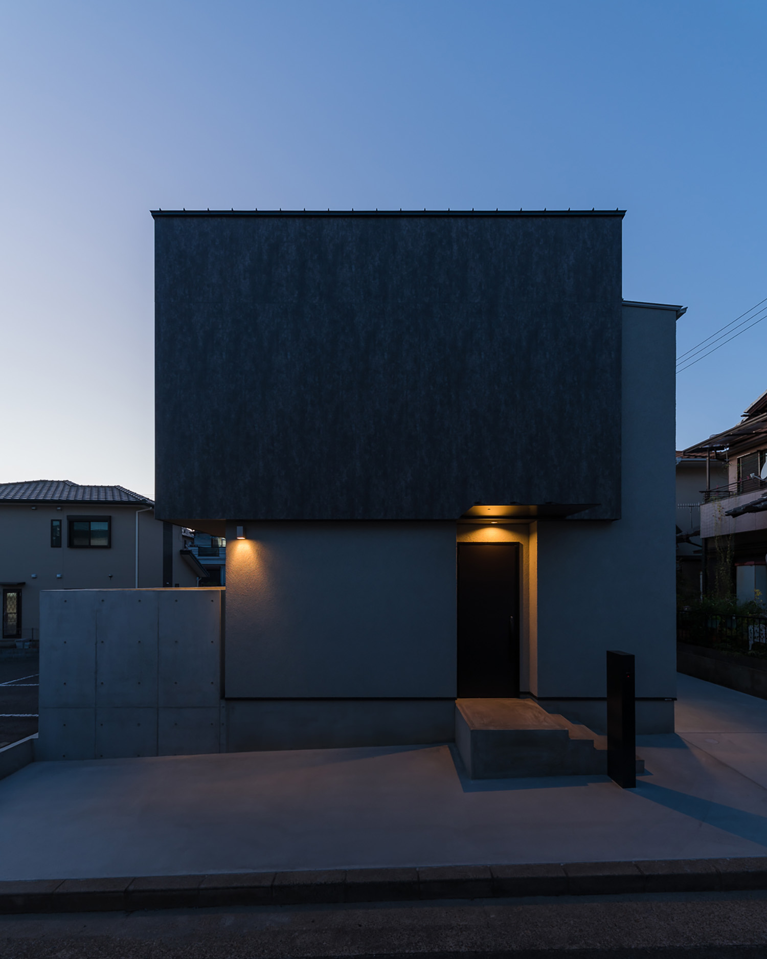 注文住宅・外観・スクエアな外観・シンプルな外観 注文住宅・デザイン住宅建築実例_『CASE731 あさもやのいえ』_外観