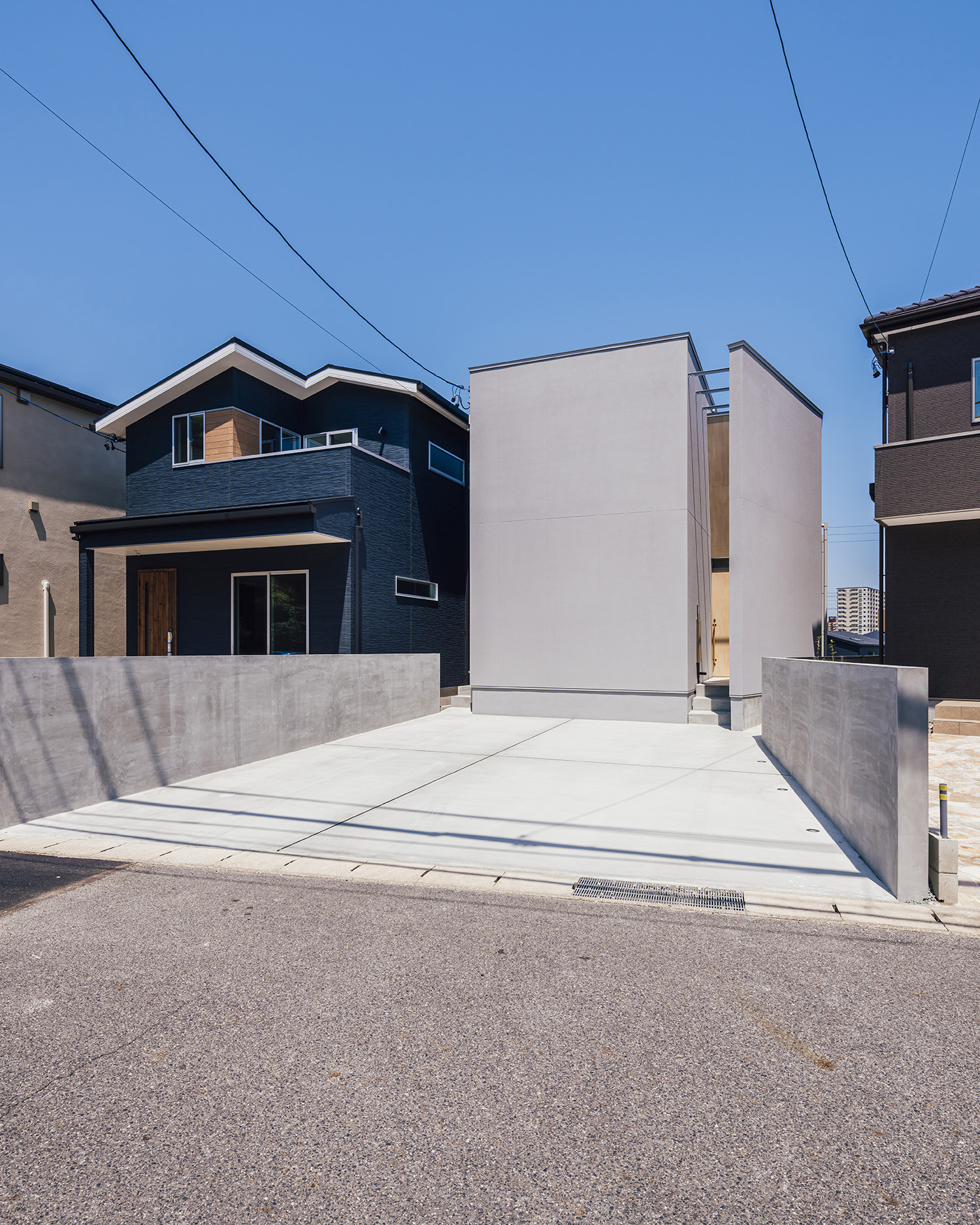 注文住宅『CASE736 アンモナイト』の建築実例・施⼯例の写真・建物外観全体 注文住宅・デザイン住宅建築実例_『CASE736 アンモナイト』_外観