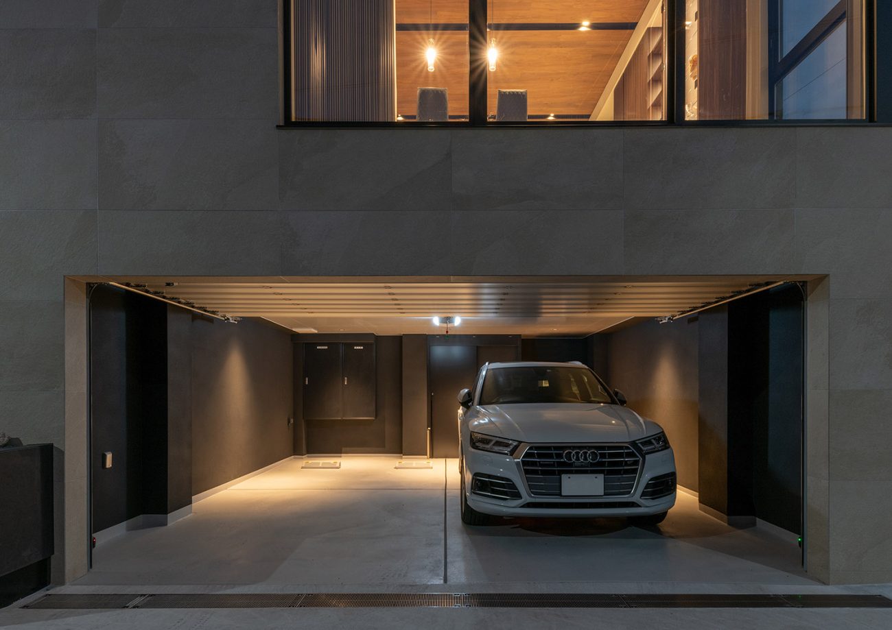 デザイン住宅建築実例_外観・注文住宅『CASE781 天地を紡ぐ家』の建築実例・施⼯例の写真・建物外観全体