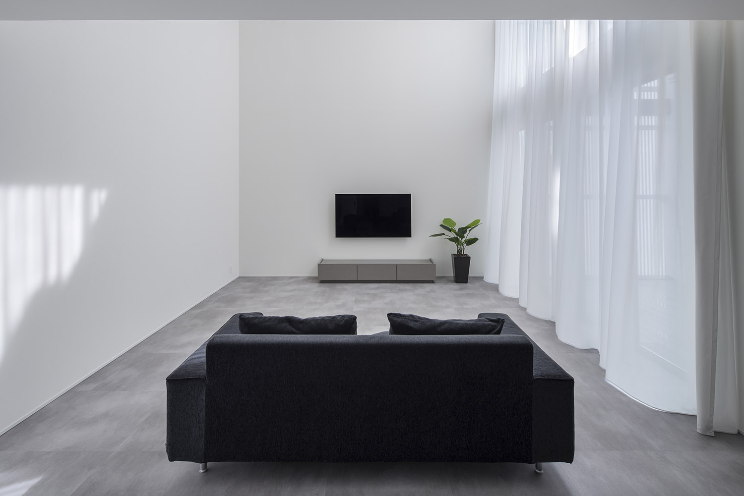 デザイン住宅建築実例_外観・注文住宅『CASE783 Refined』の建築実例・施⼯例の写真_LDK