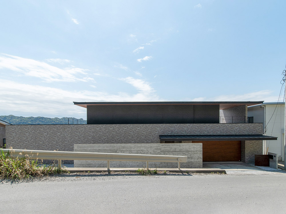 CASE733 Sea Side Residence