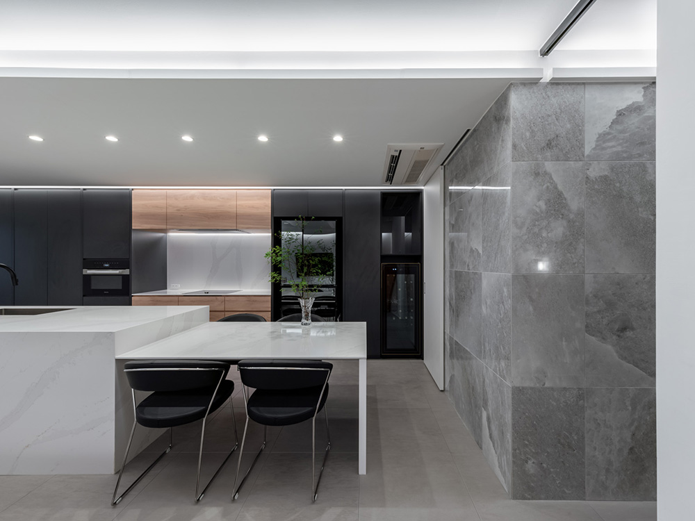 CASE749 dignified housing